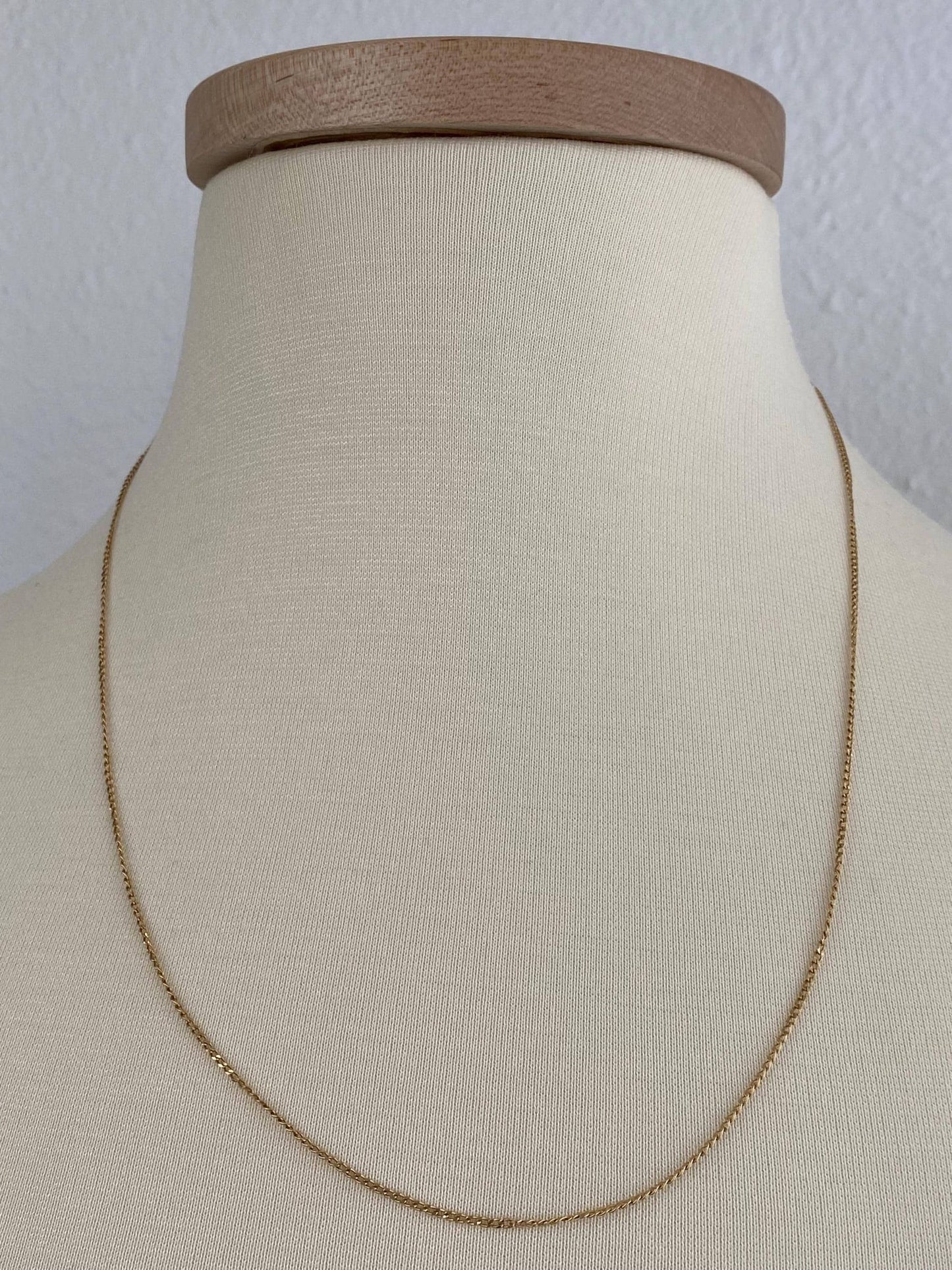 Vintage Solid 14k Yellow Gold Elongated Curb Chain Necklace - 21.75 inches