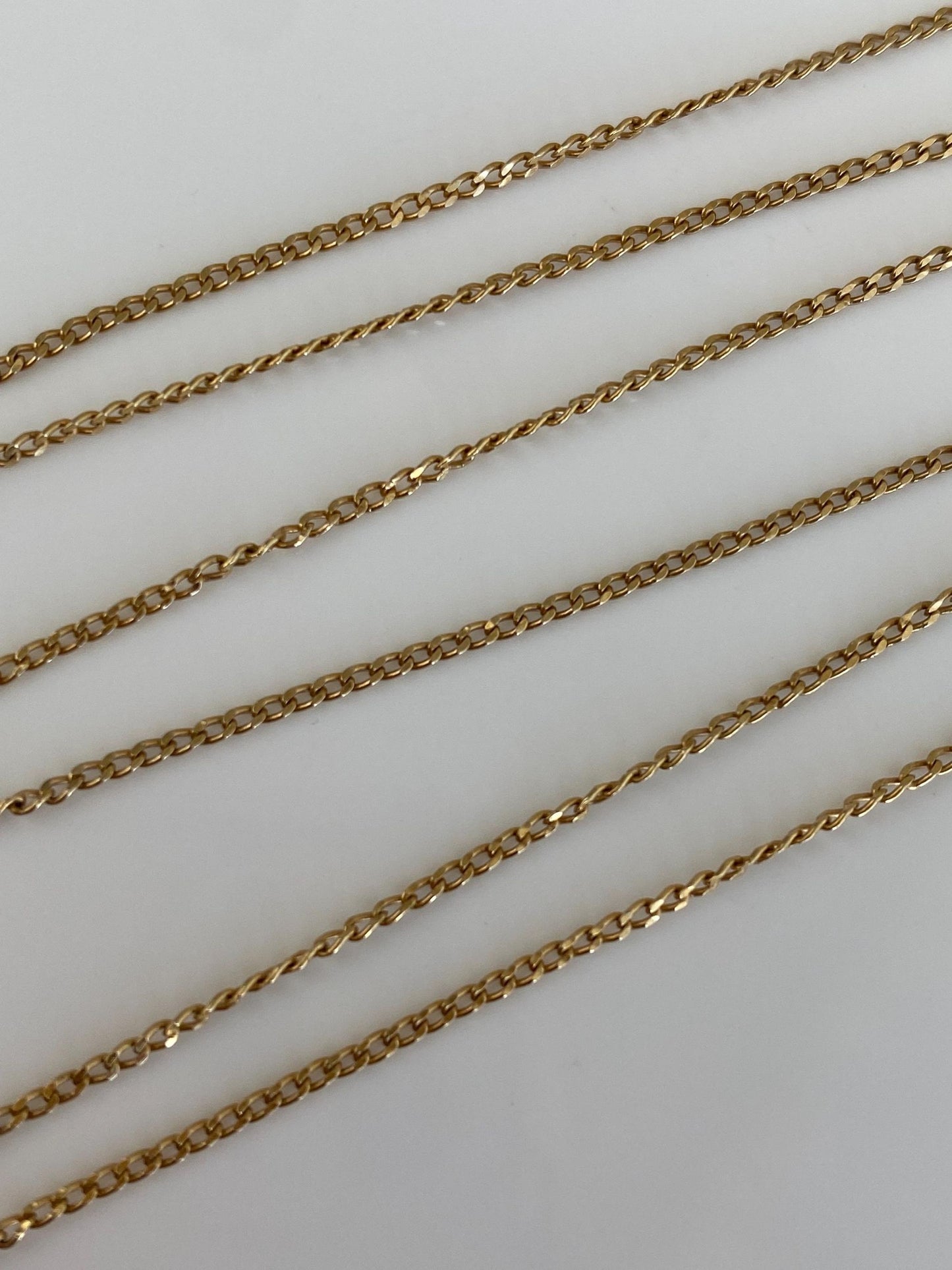 Vintage Solid 14k Yellow Gold Elongated Curb Chain Necklace - 21.75 inches