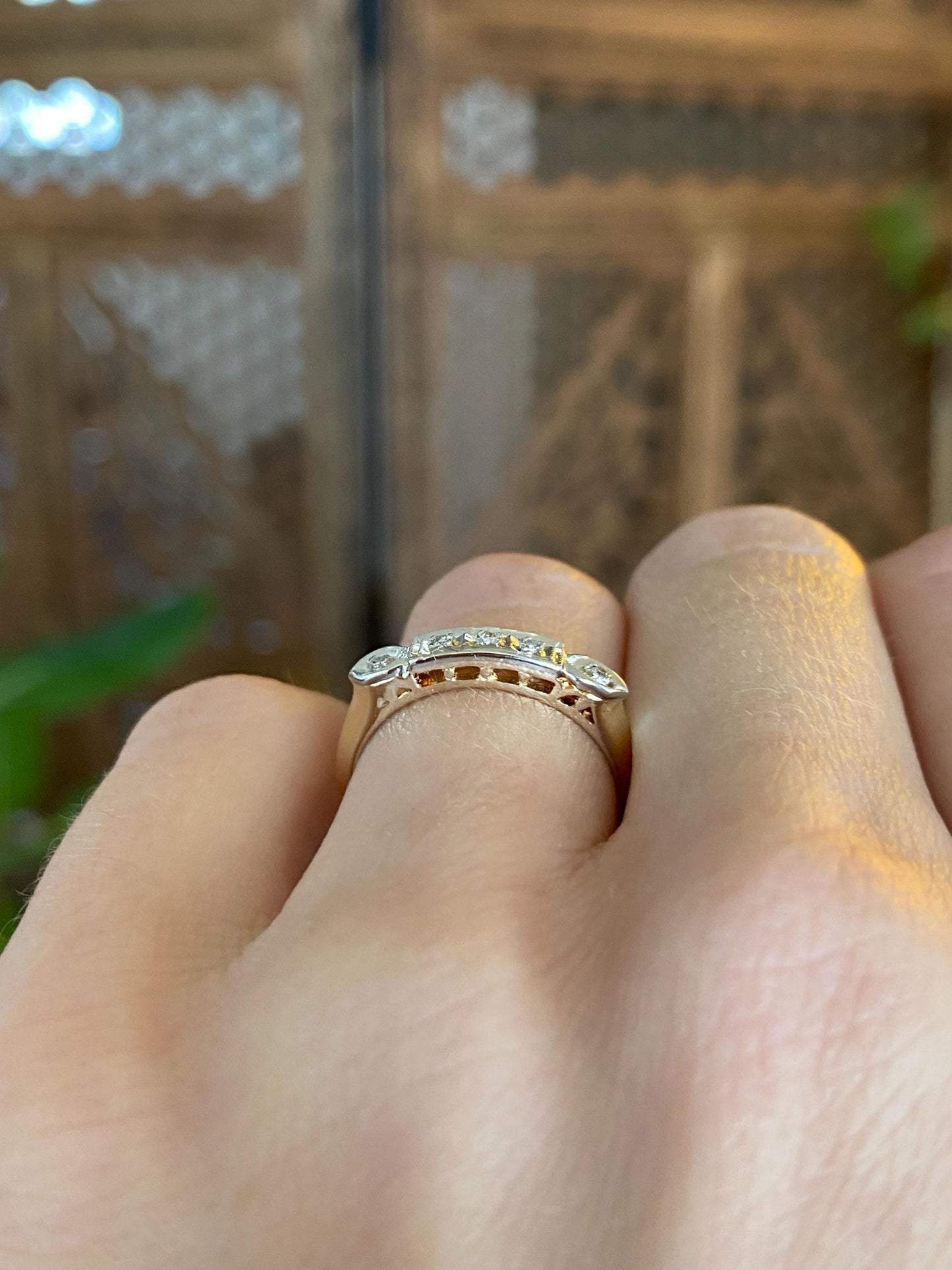 Vintage Solid 14k White & Yellow Gold Diamond Ring Band - Size 5.75