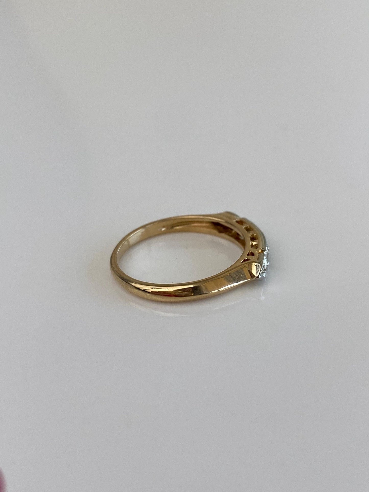 Vintage Solid 14k White & Yellow Gold Diamond Ring Band - Size 5.75