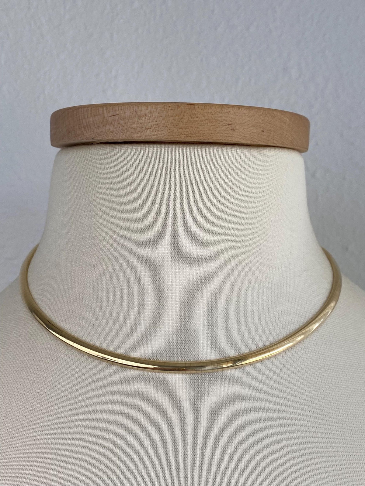 Vintage Solid 14k Yellow Gold Omega Chain Necklace - 16 inches