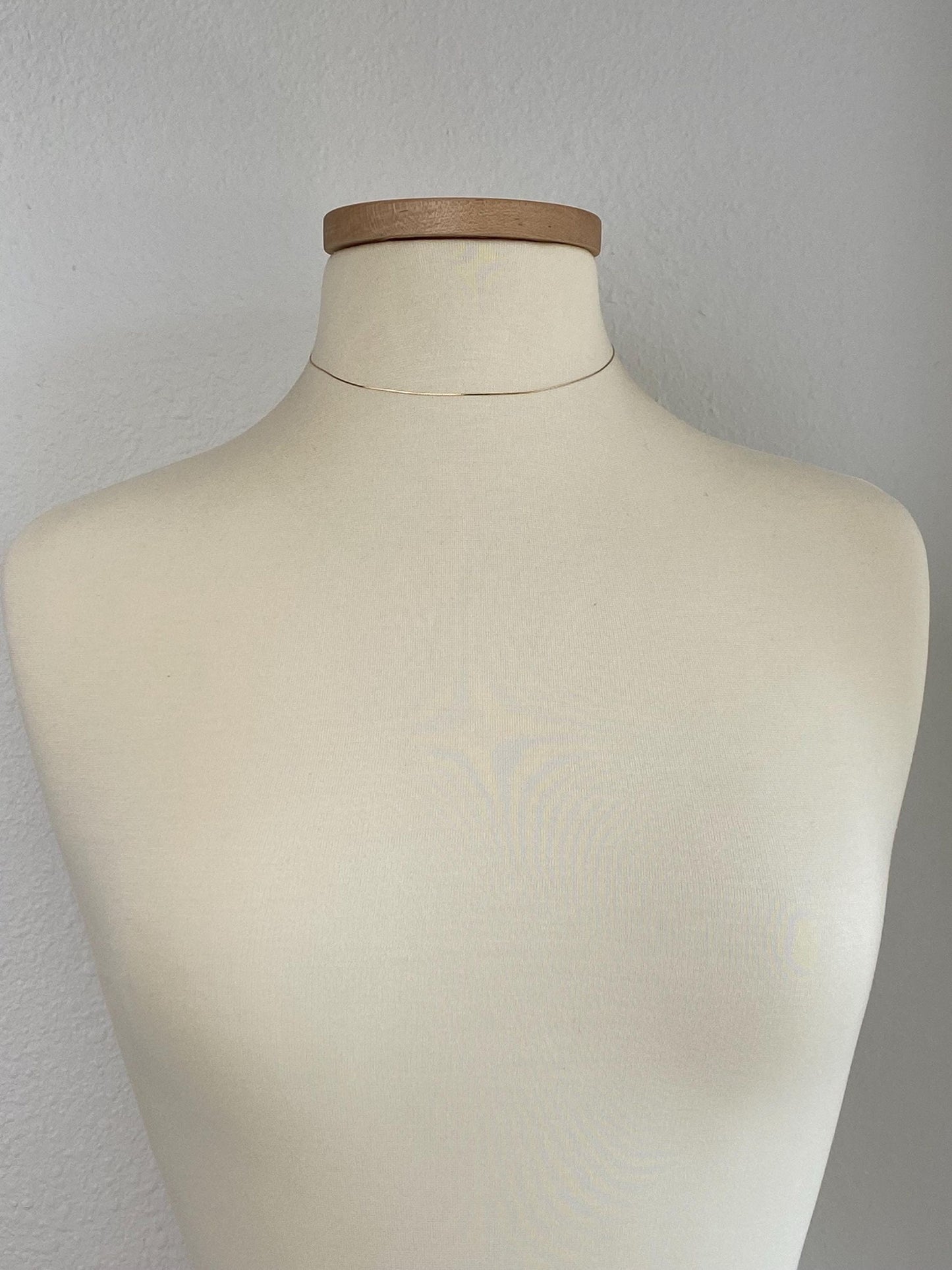 Vintage Solid 14k Yellow Gold Dainty Serpentine Chain Necklace - 14.75 inches
