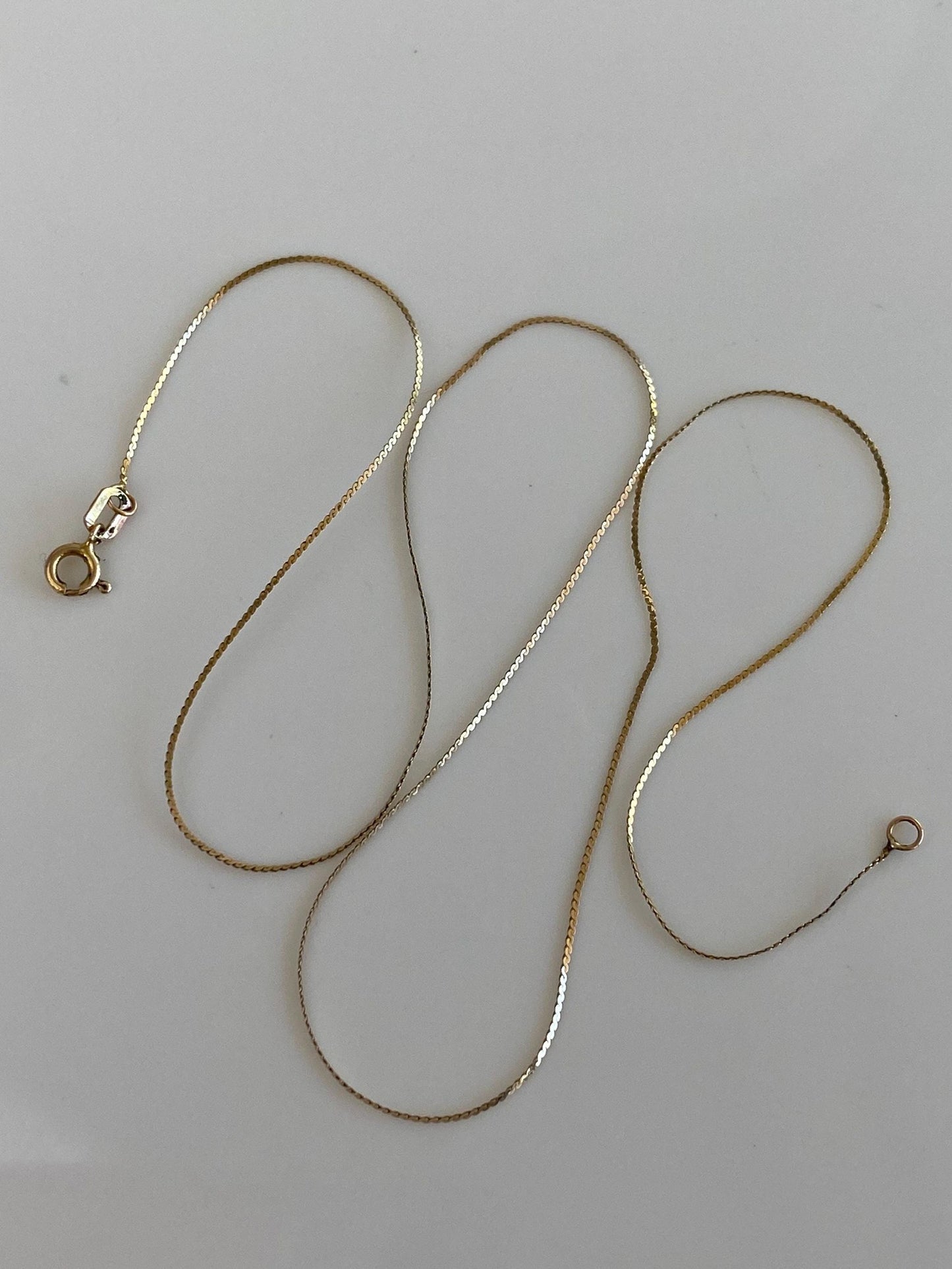 Vintage Solid 14k Yellow Gold Dainty Serpentine Chain Necklace - 14.75 inches