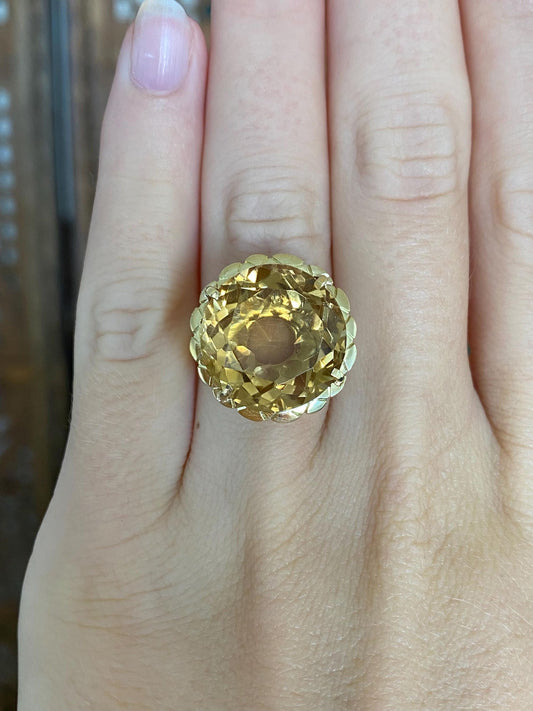 Vintage Solid 18k Yellow Gold Smokey Quartz Ring - Size 5.25