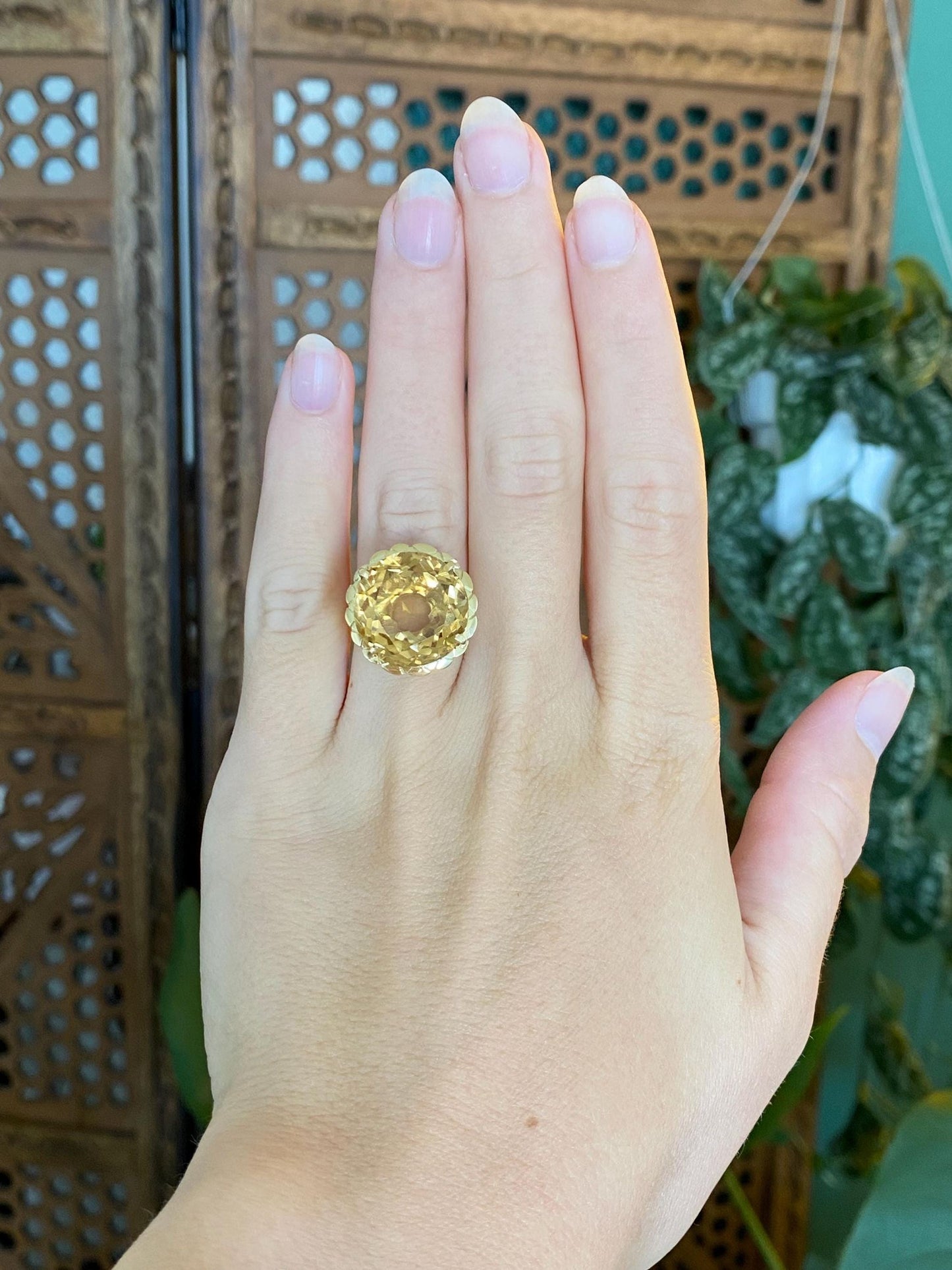 Vintage Solid 18k Yellow Gold Smokey Quartz Ring - Size 5.25