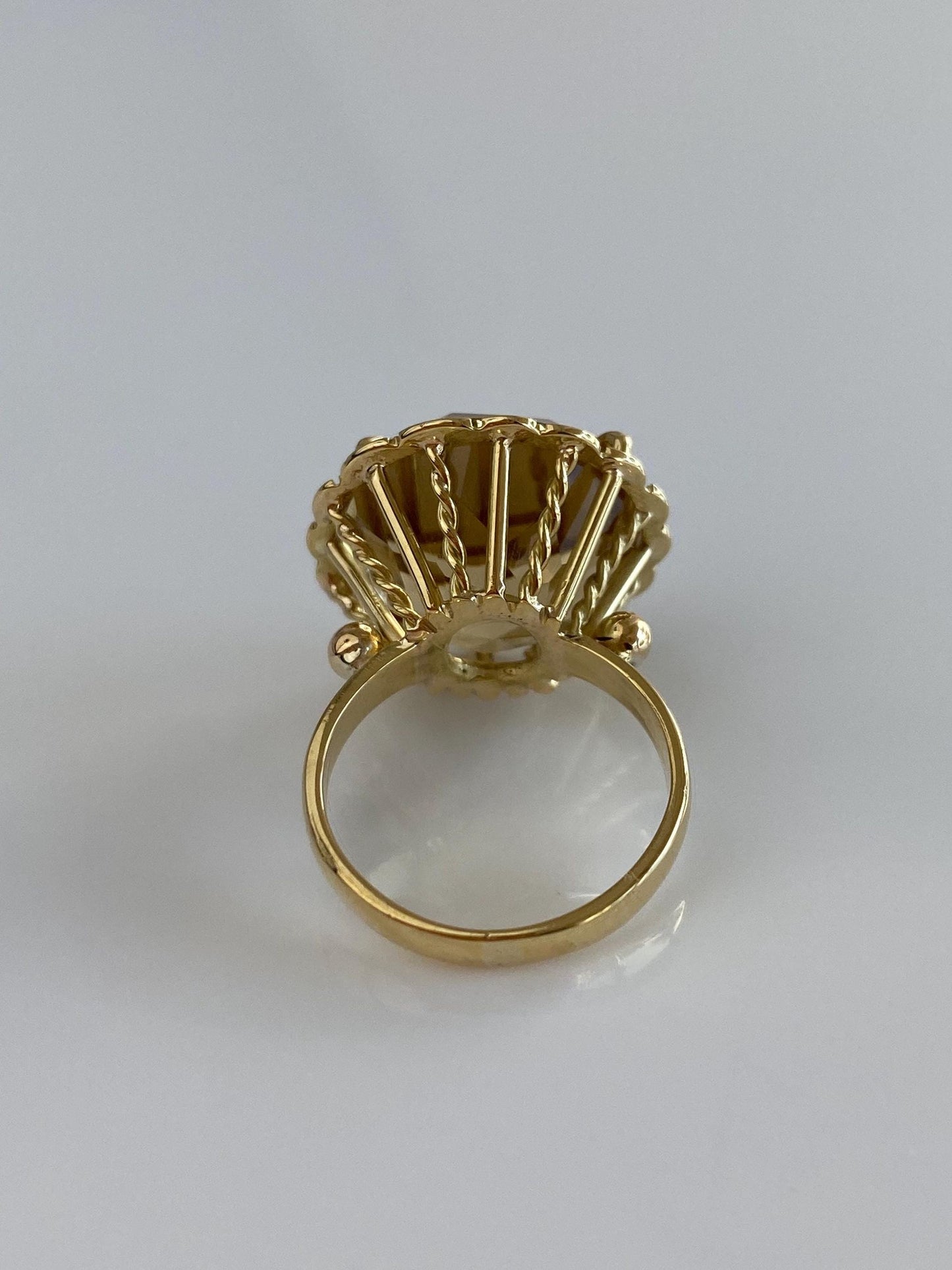 Vintage Solid 18k Yellow Gold Smokey Quartz Ring - Size 5.25