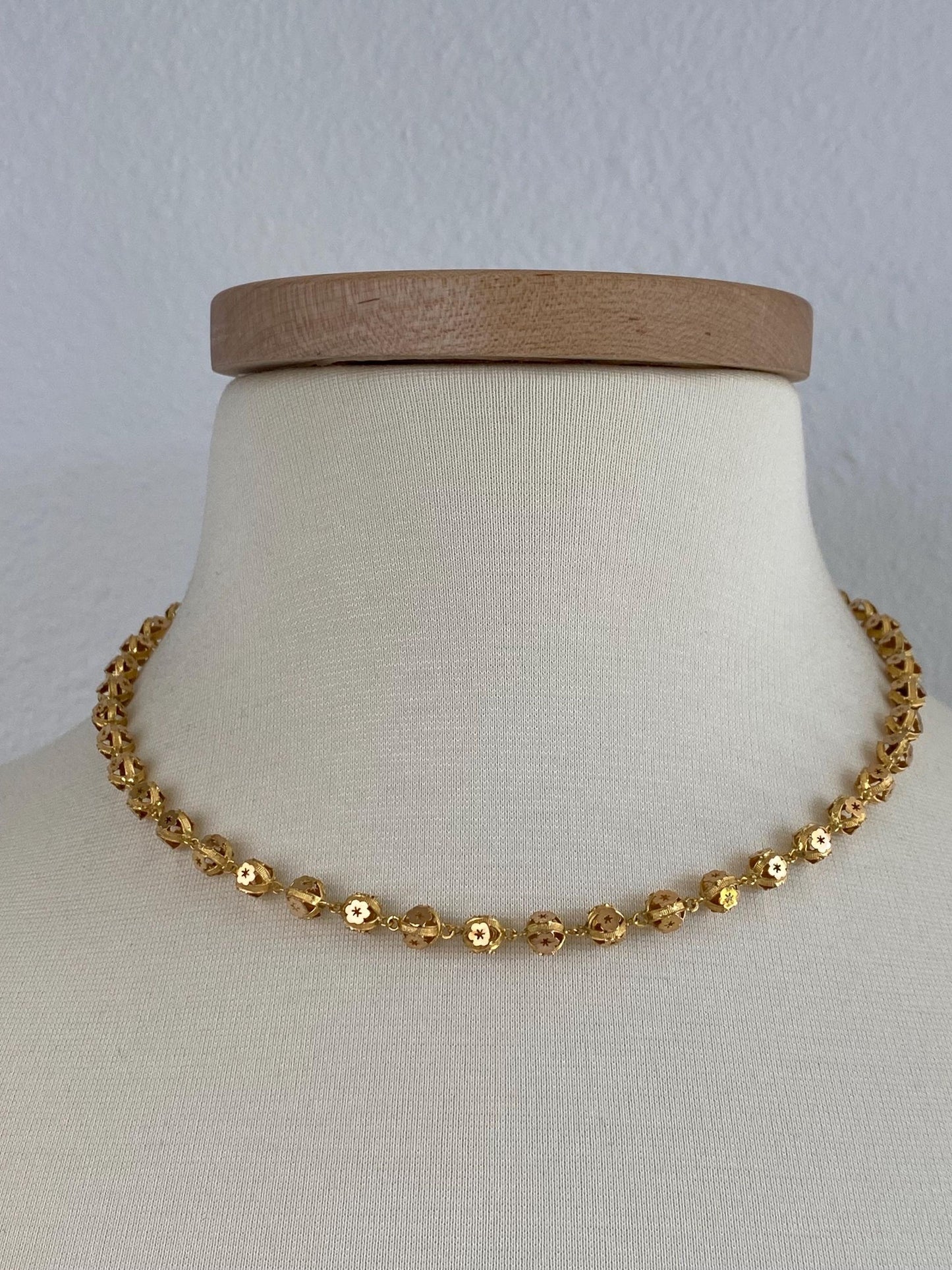Vintage Solid 21k Yellow Gold Fancy Cut Out Stars Balls Curb Chain Necklace - 17.5 inches