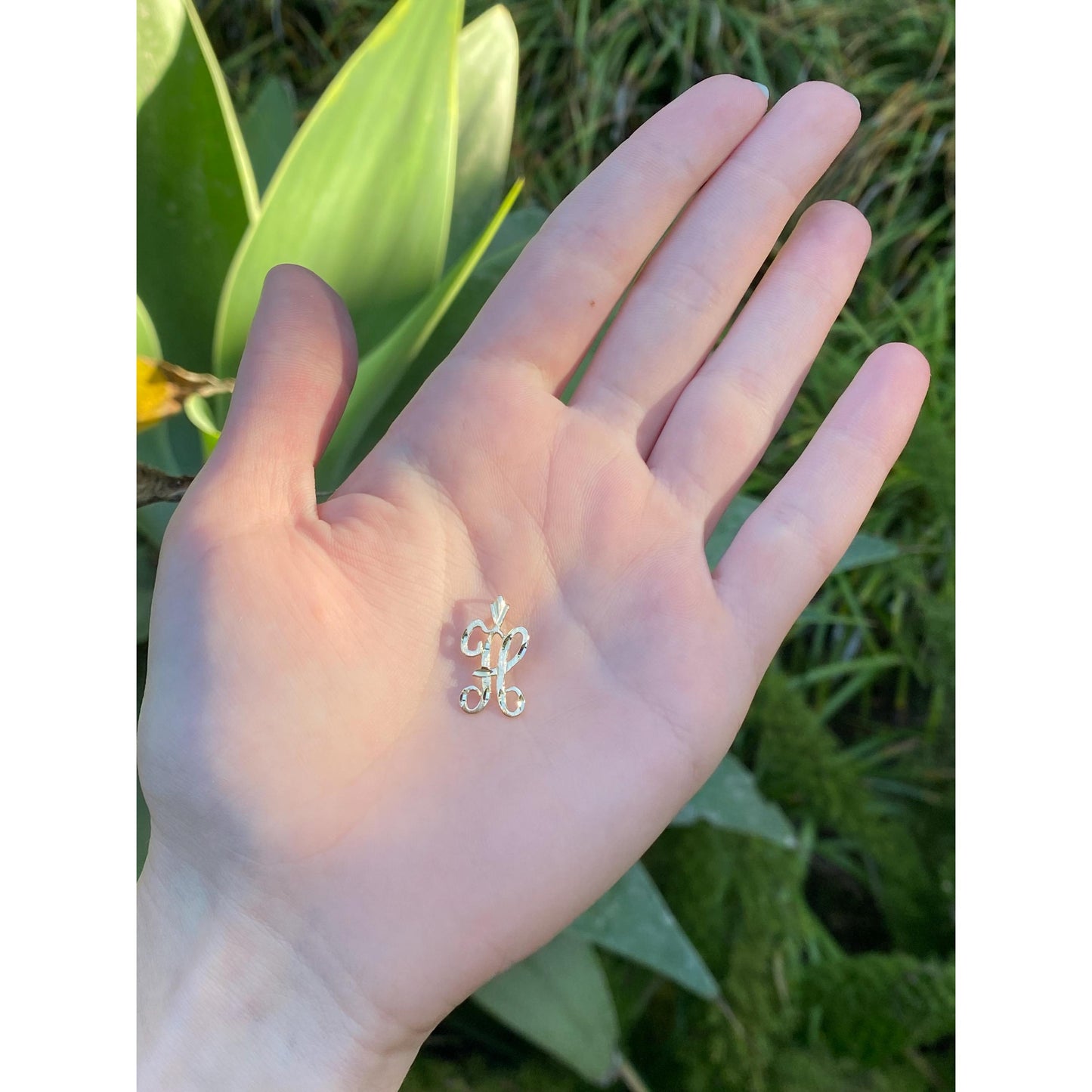 Solid 14k Yellow Gold Diamond Cut Initial 'H' Charm