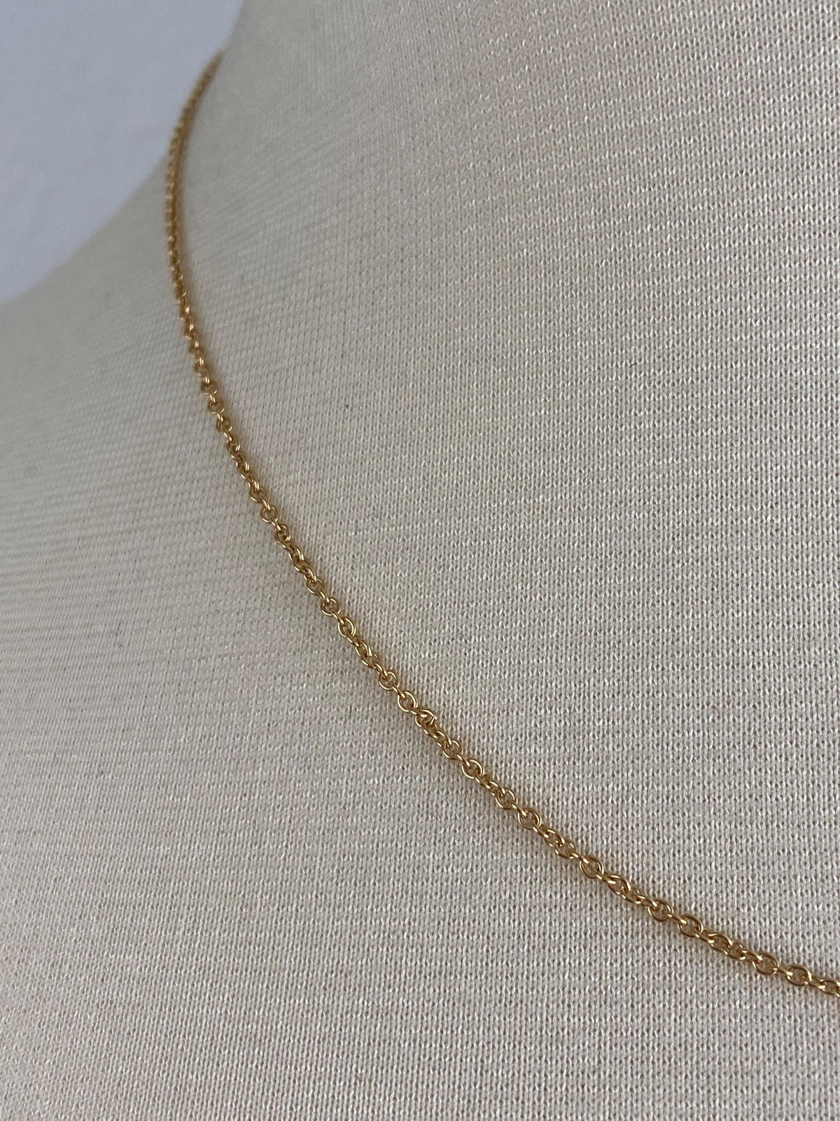 Vintage Solid 18k Yellow Gold Rolo Style Chain Necklace - 18.25 inches