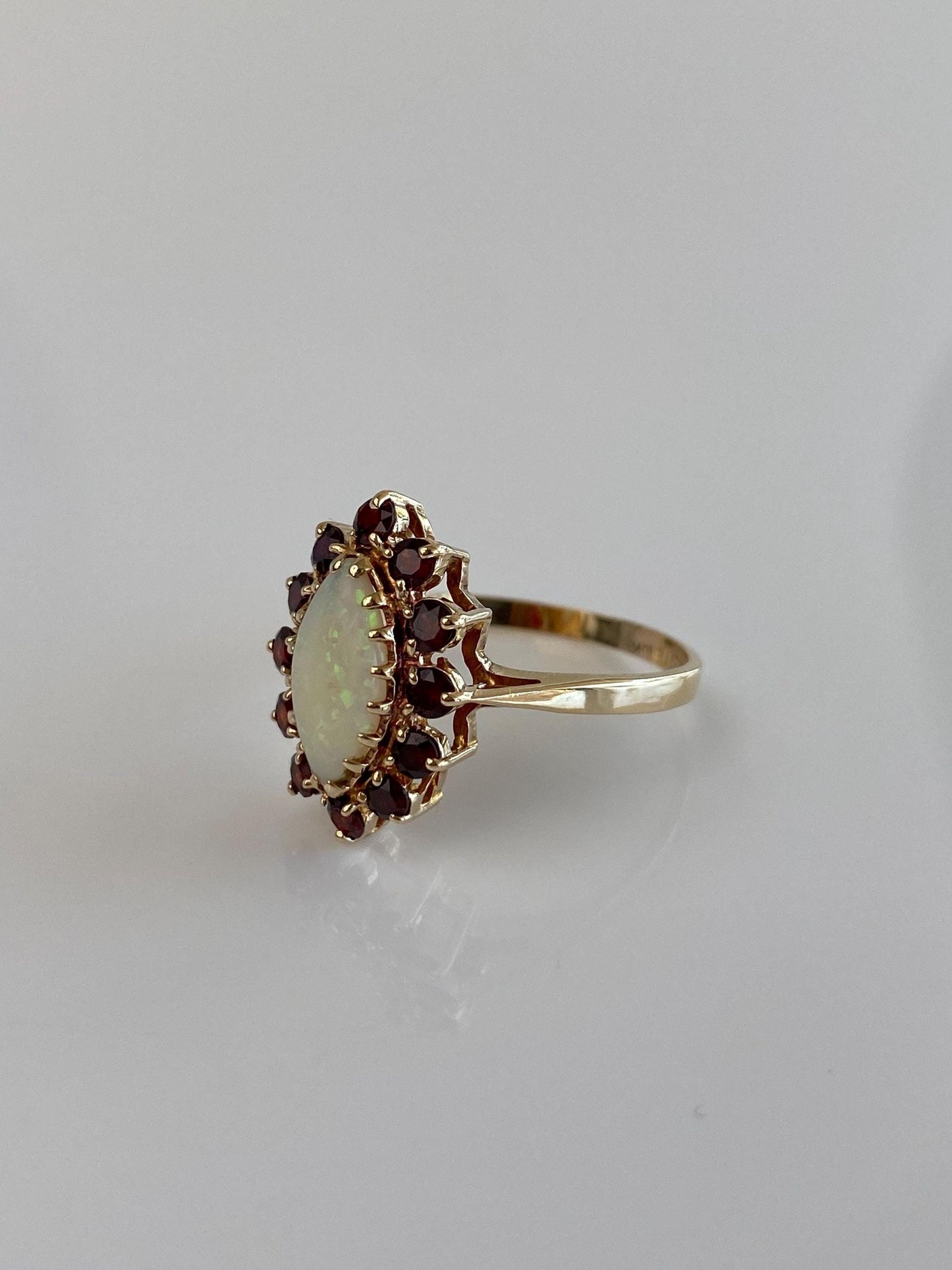 Vintage Solid 10k Yellow Gold Garnet Halo Marquis Opal Ring - Size 8.5