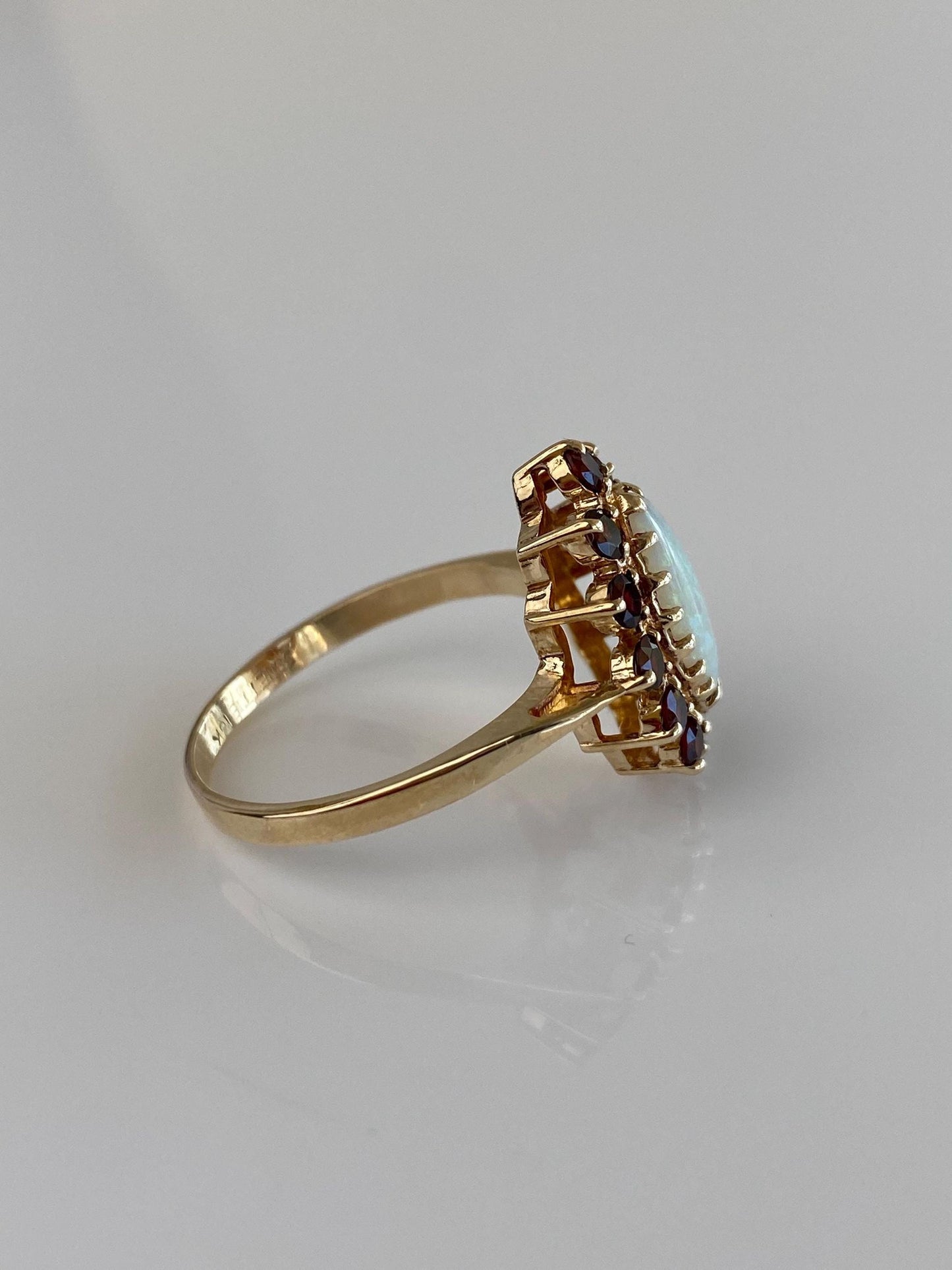 Vintage Solid 10k Yellow Gold Garnet Halo Marquis Opal Ring - Size 8.5