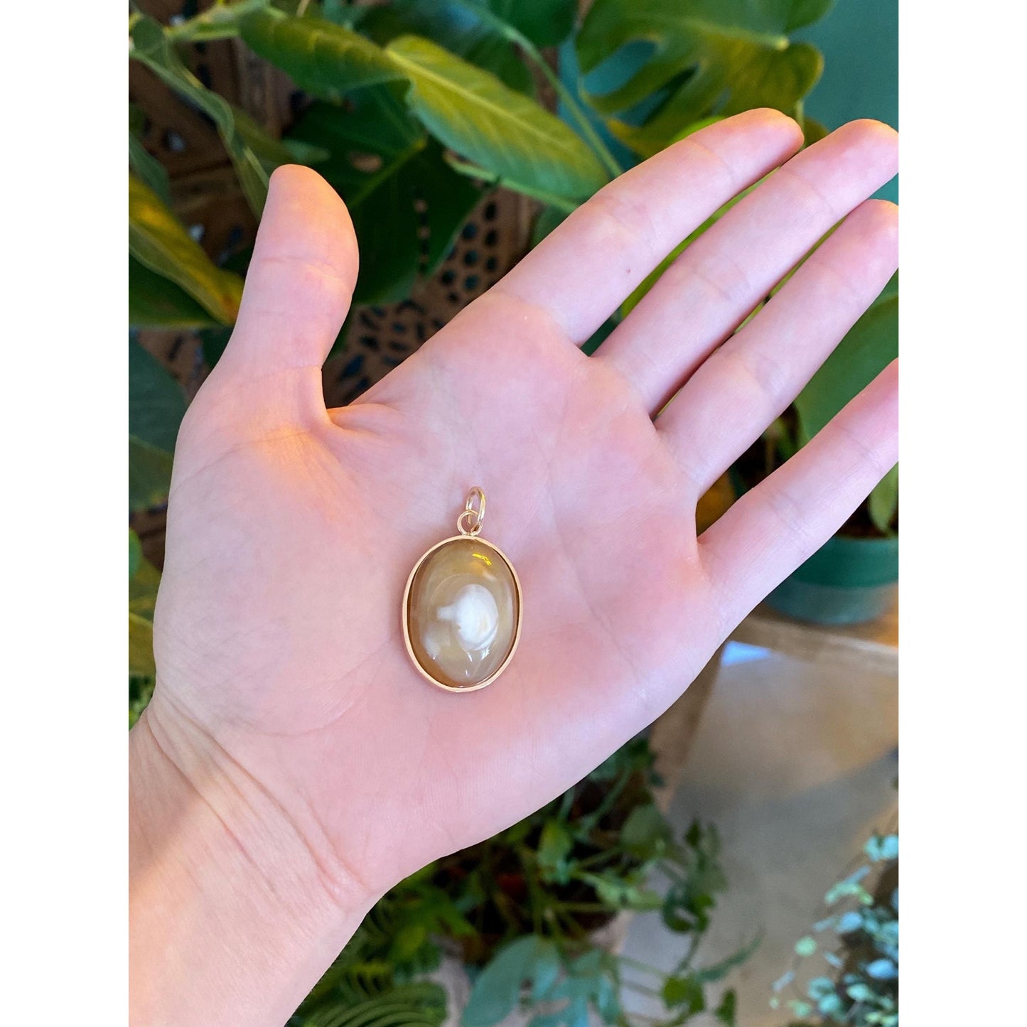 Vintage Solid 10k Rosey Gold Agate Charm