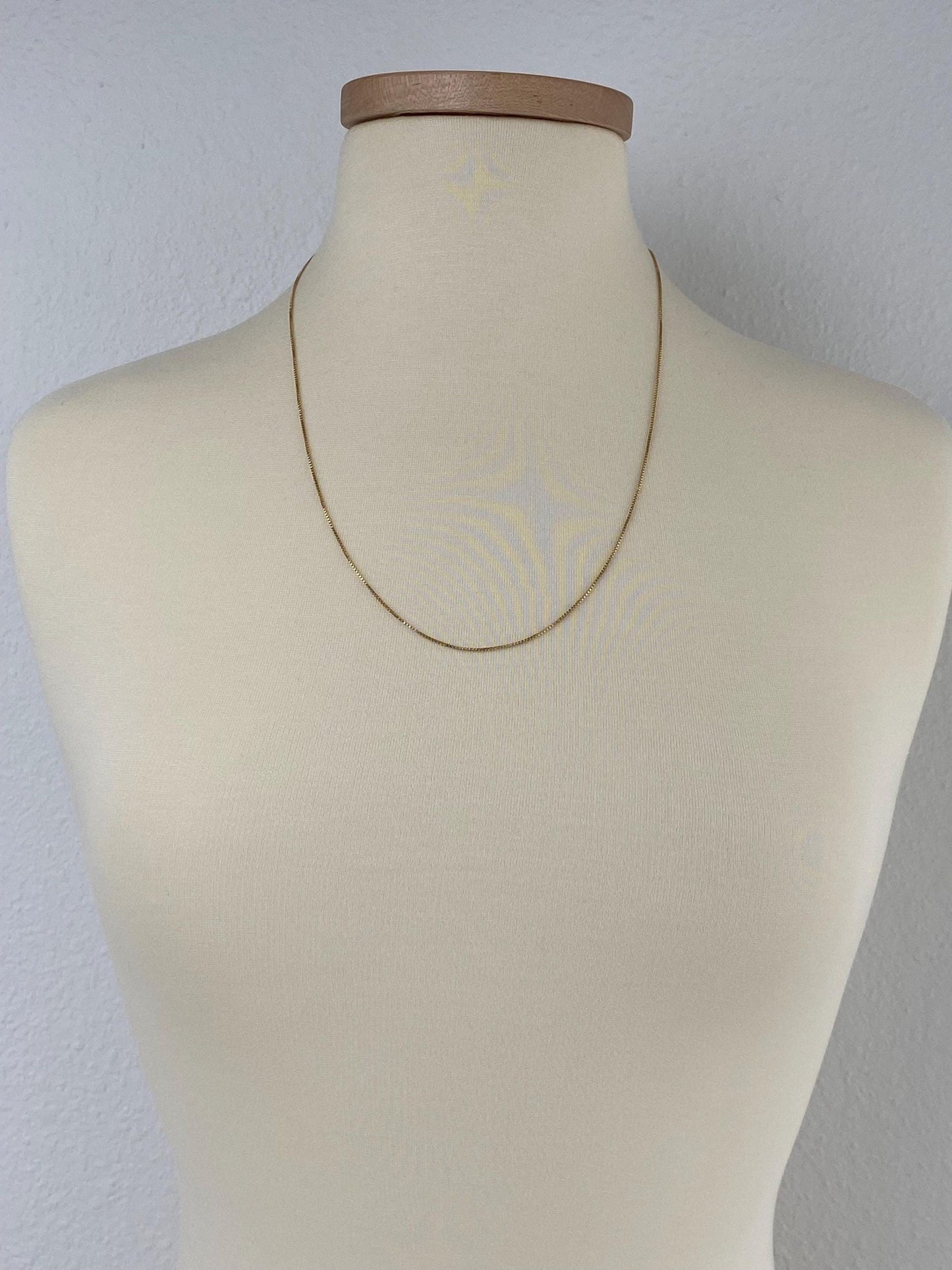 Vintage Solid 18k Yellow Gold Box Chain Necklace - 24 inches