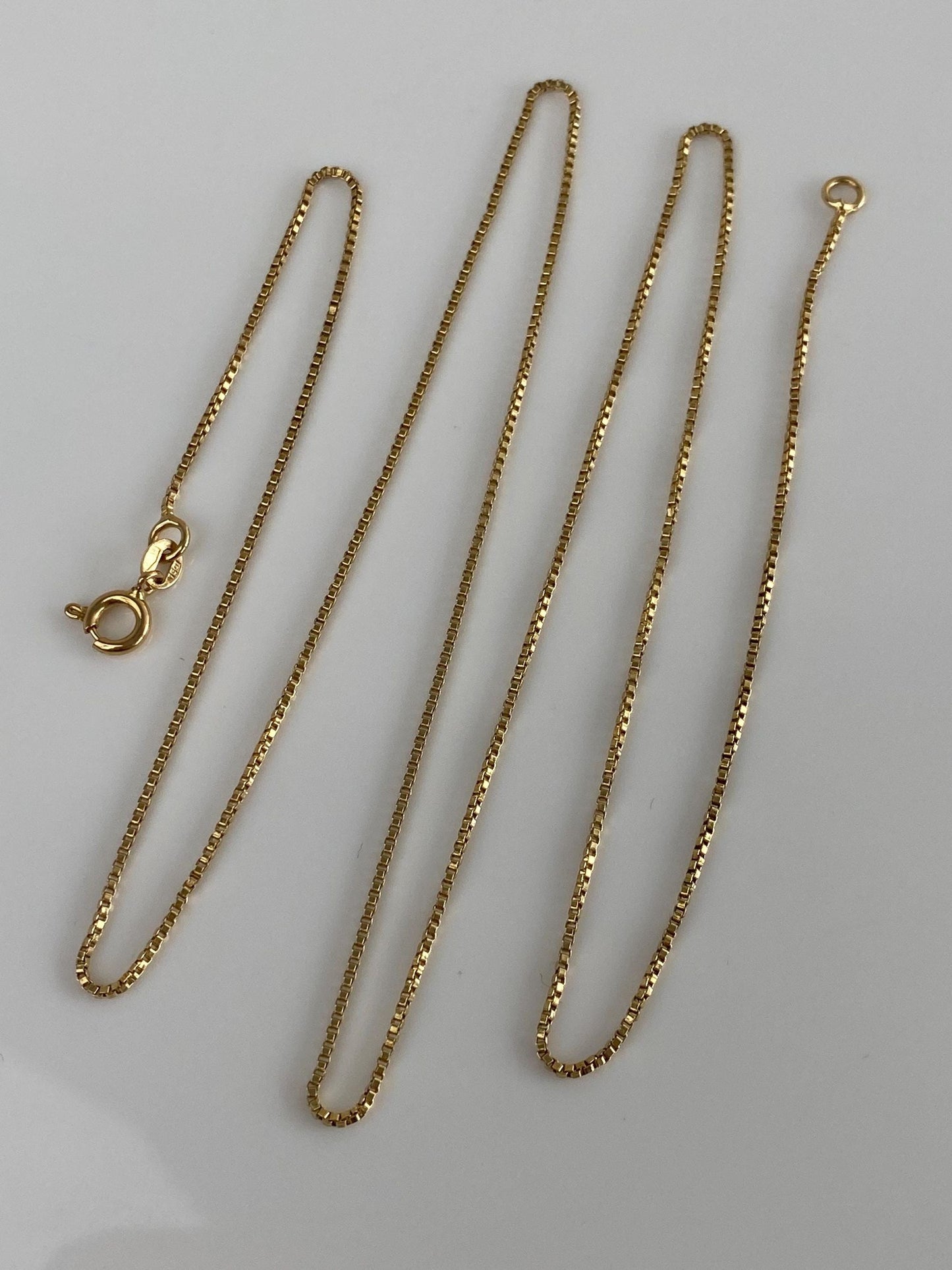 Vintage Solid 18k Yellow Gold Box Chain Necklace - 24 inches