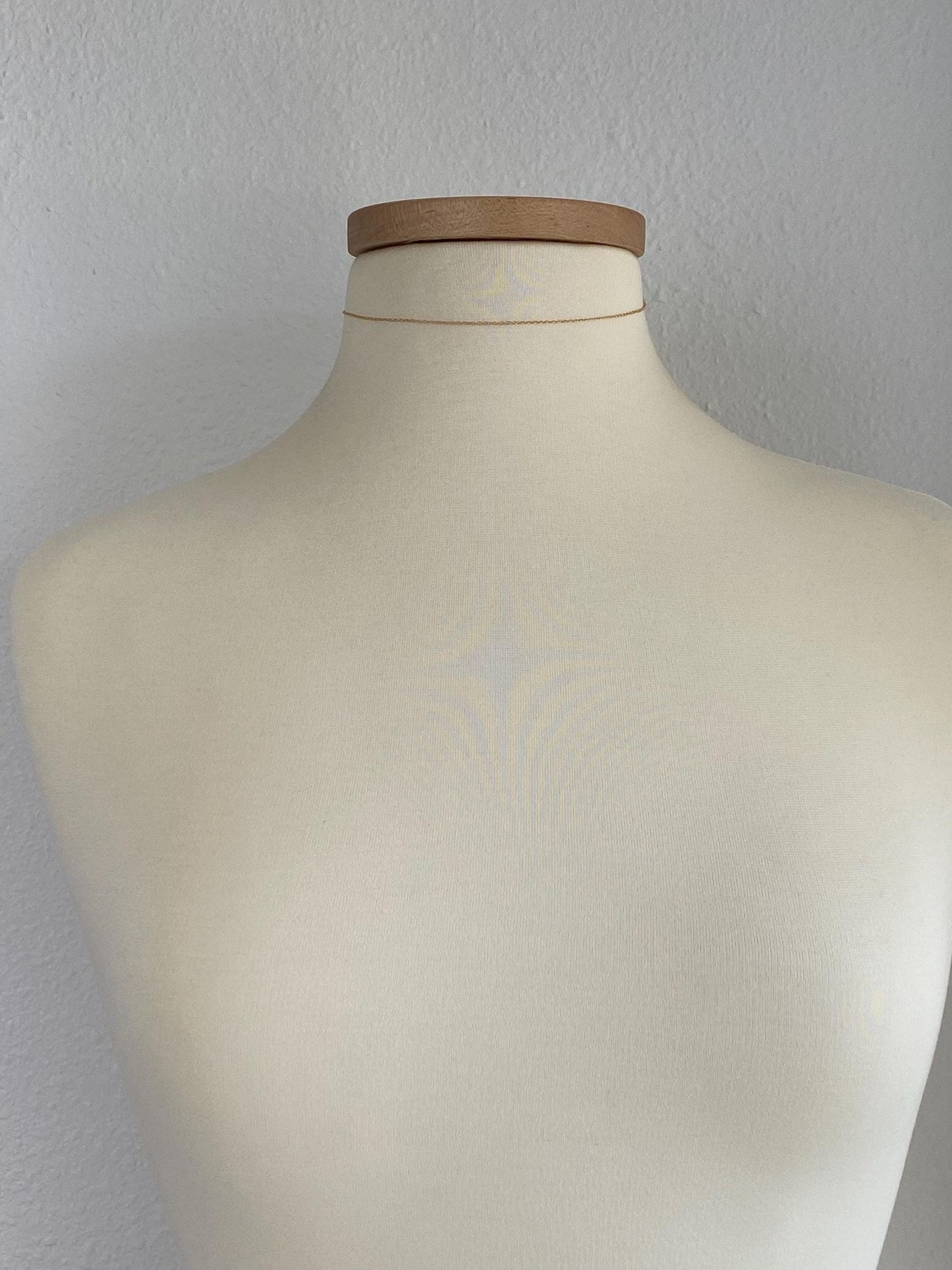 Vintage Solid 10k Yellow Gold Dainty Cable Chain Necklace - 13.75 inches