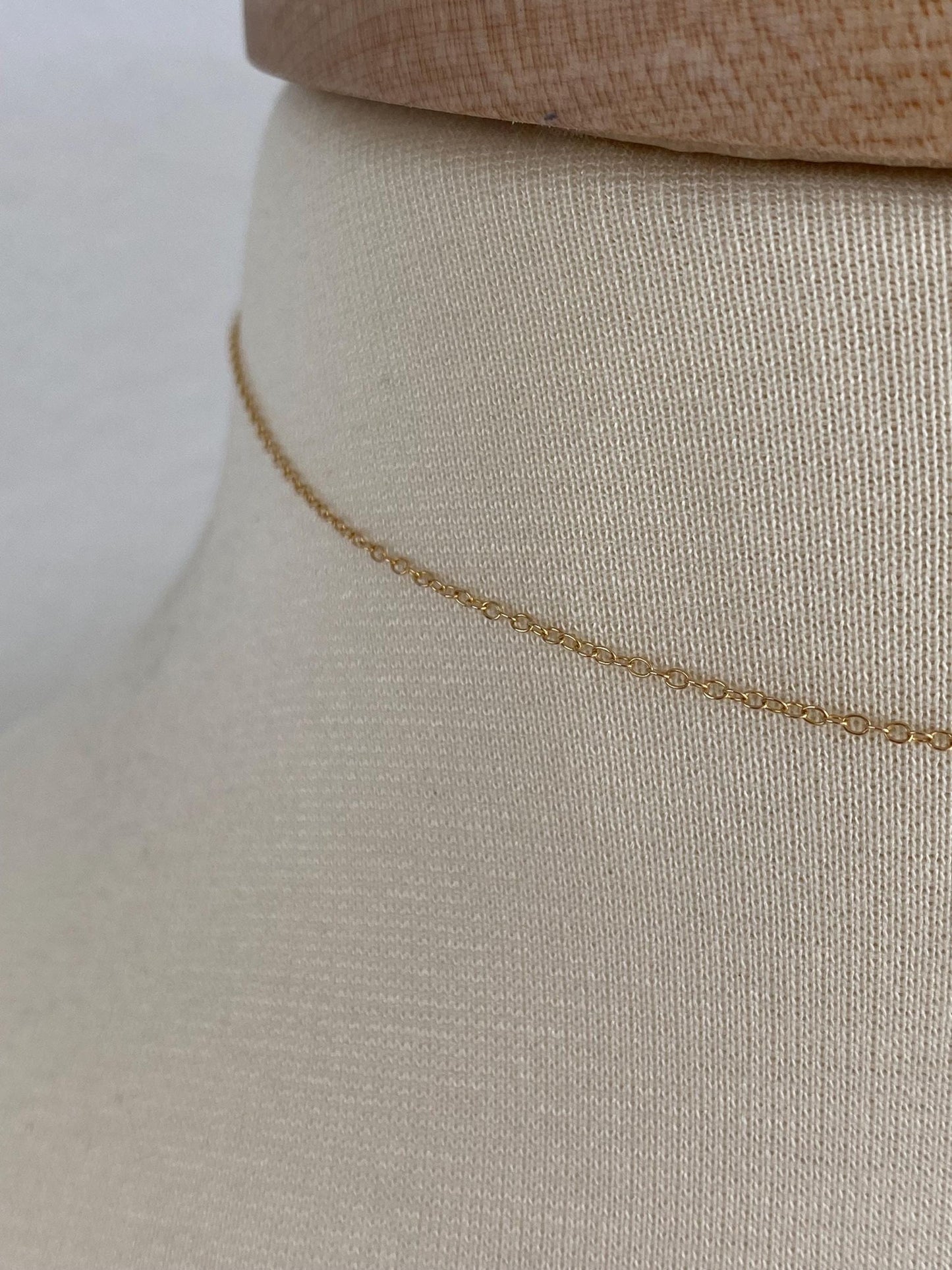 Vintage Solid 10k Yellow Gold Dainty Cable Chain Necklace - 13.75 inches