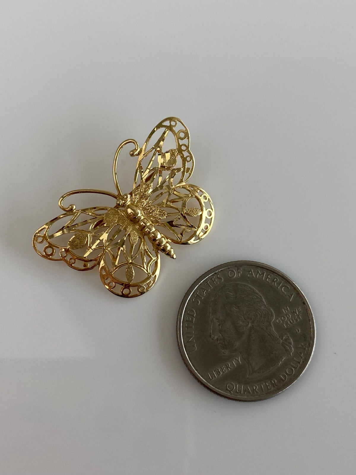 Vintage Solid 14k Yellow Gold Diamond Cut Butterfly Brooch Pin