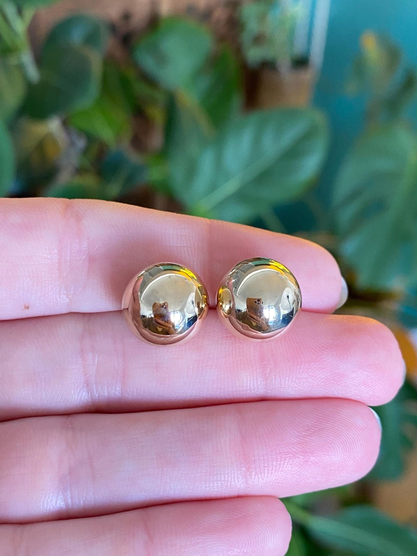 Vintage 14k Yellow Gold Large Ball Stud Earrings