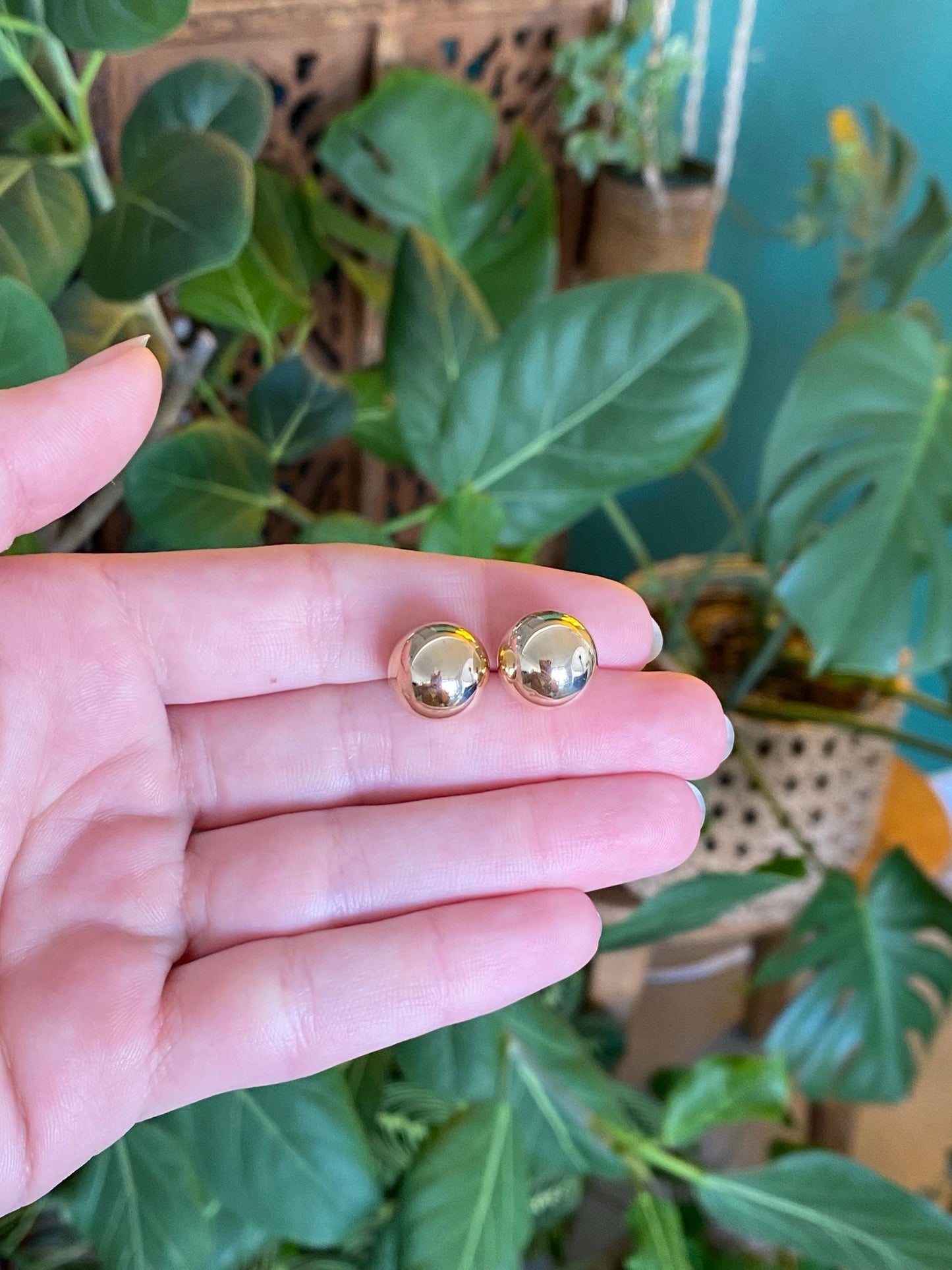 Vintage 14k Yellow Gold Large Ball Stud Earrings