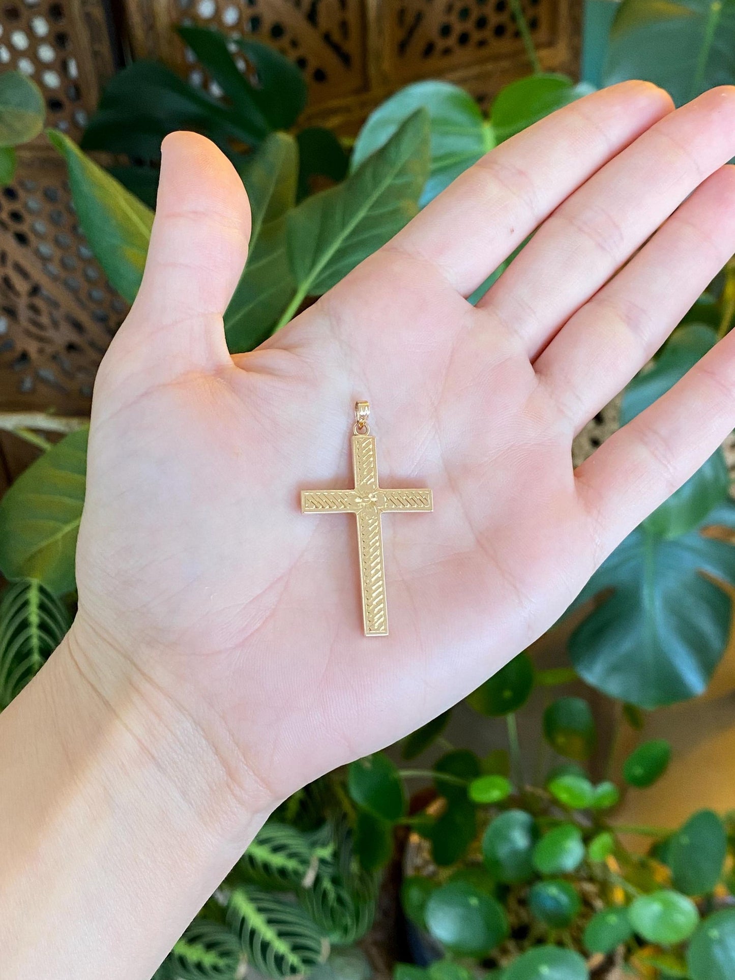 Vintage 9k Yellow Gold Engraved Cross Charm