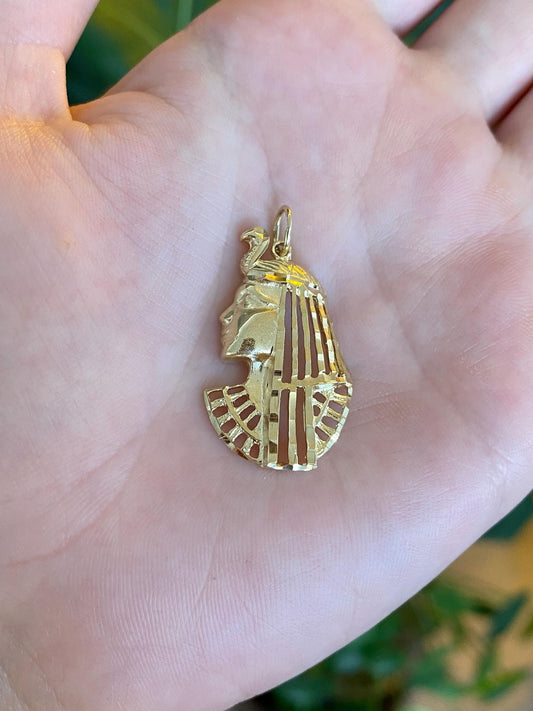 Vintage Solid 14k Yellow Gold Diamond Cut Egyptian Pharoah Charm