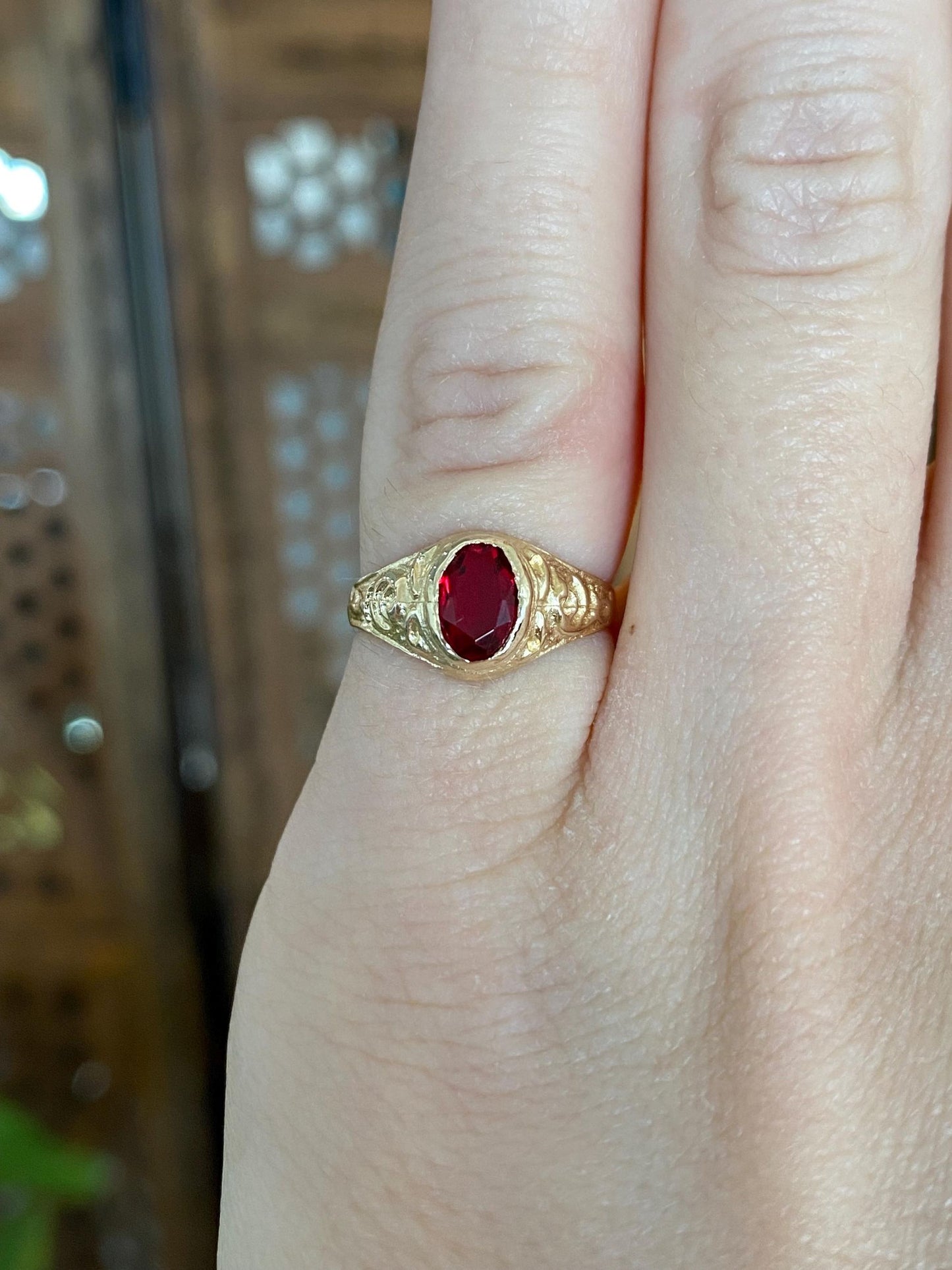 Vintage Solid 10k Yellow Gold Red Cubic Zirconia Designed Ring - Size 2.75