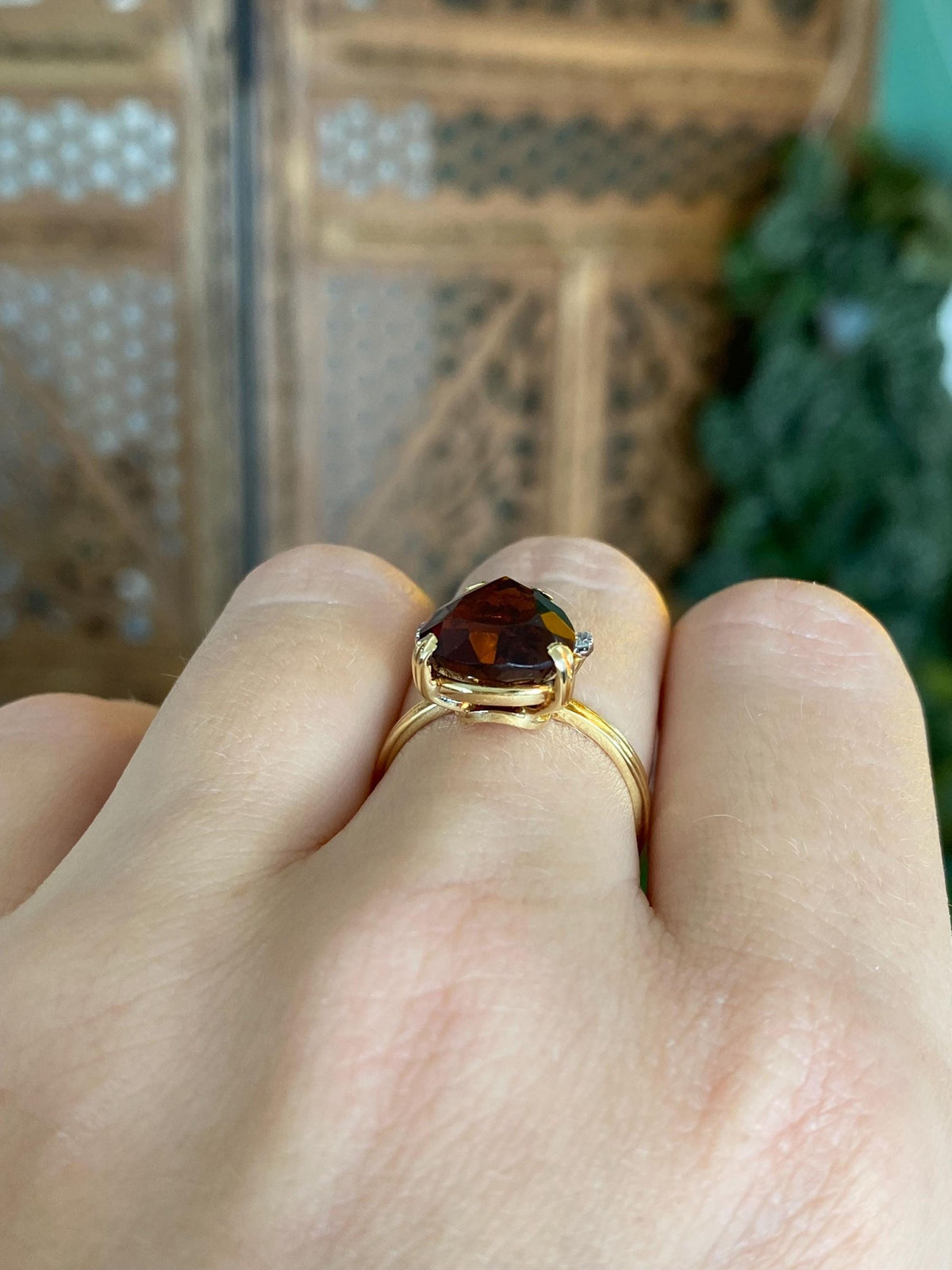 Vintage Solid 18k Yellow Gold Diamonds Dark Citrine Ring - Size 6.5