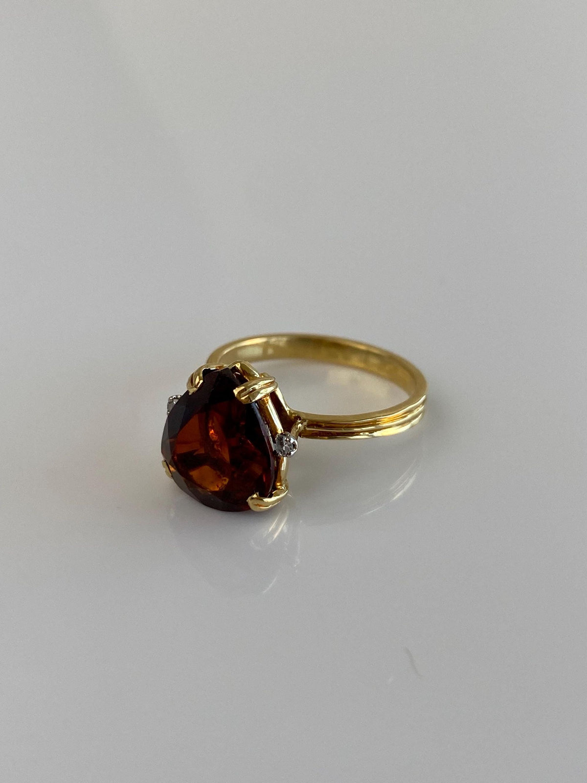 Vintage Solid 18k Yellow Gold Diamonds Dark Citrine Ring - Size 6.5