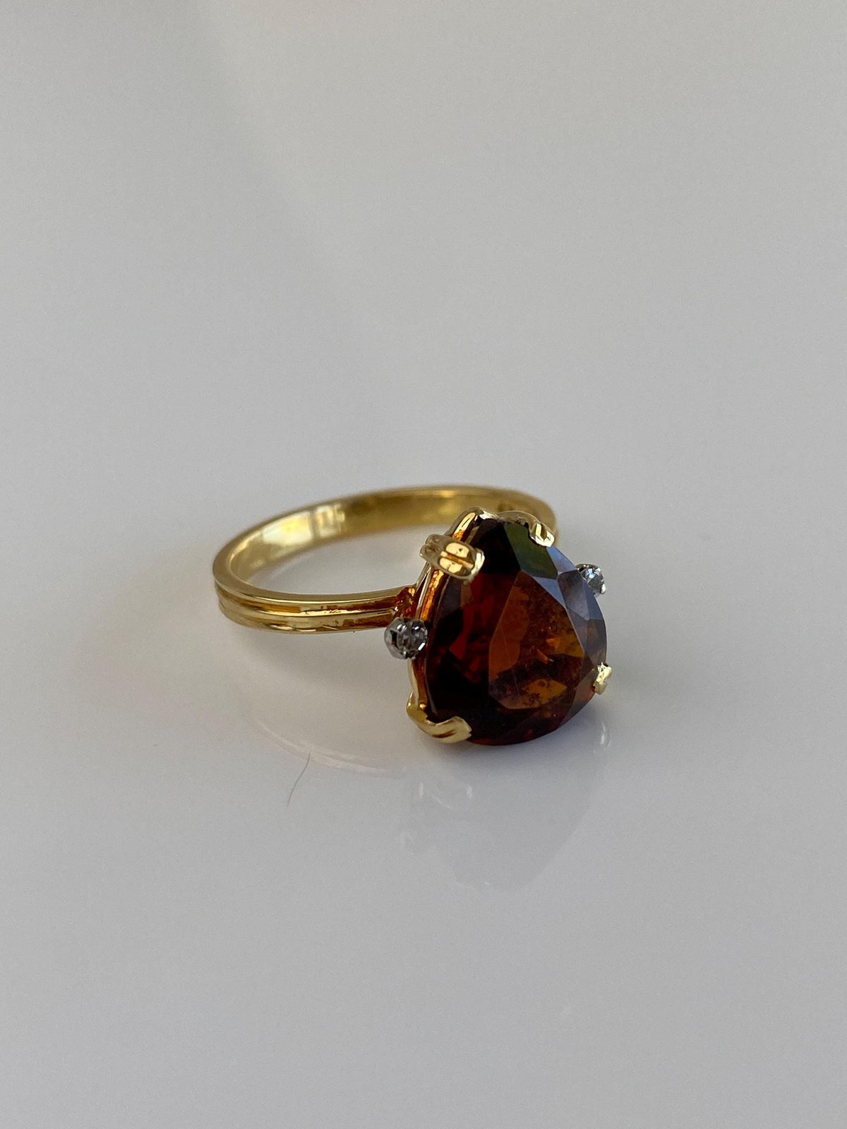 Vintage Solid 18k Yellow Gold Diamonds Dark Citrine Ring - Size 6.5