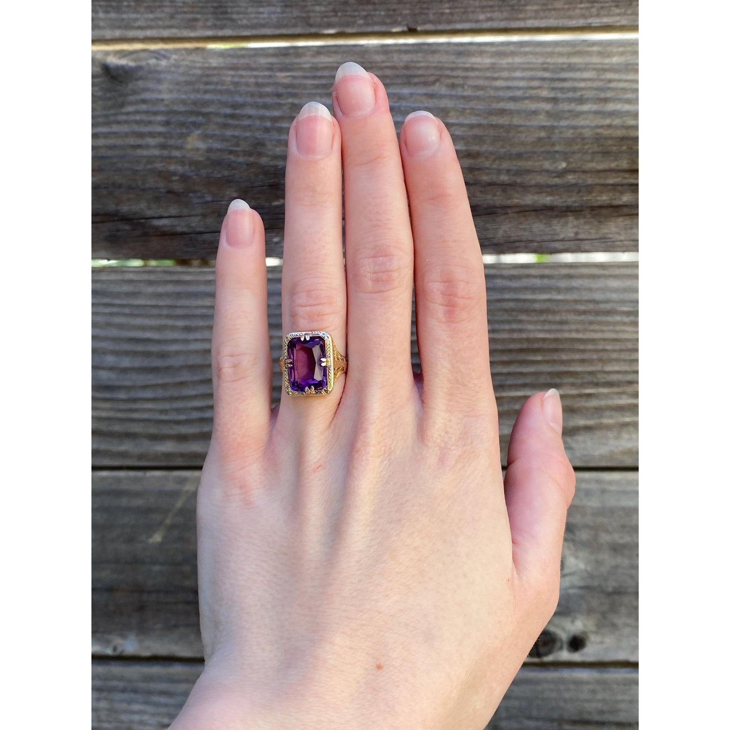 Vintage Solid 14k Yellow Gold Purple Cubic Zirconia Art Deco Style Ring - Size 5.25