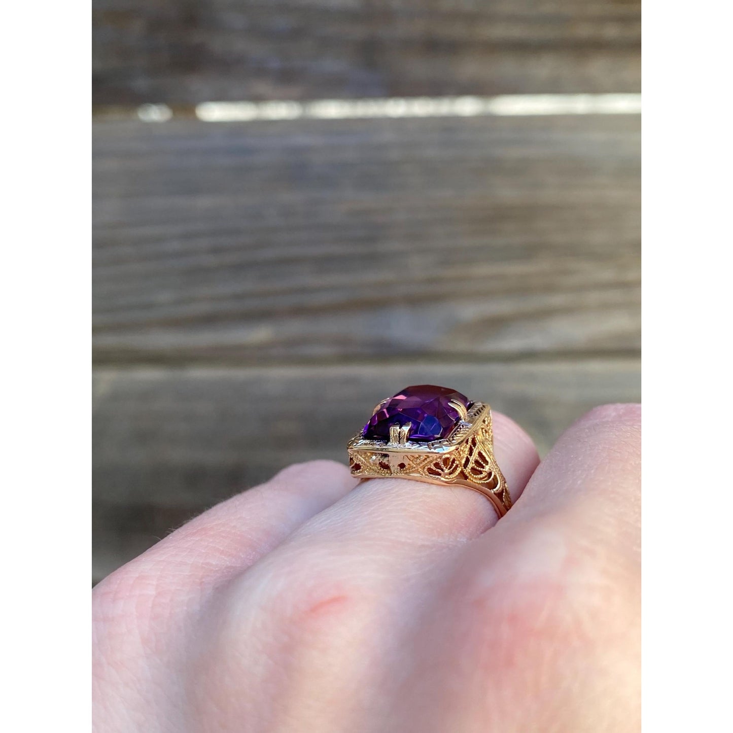 Vintage Solid 14k Yellow Gold Purple Cubic Zirconia Art Deco Style Ring - Size 5.25