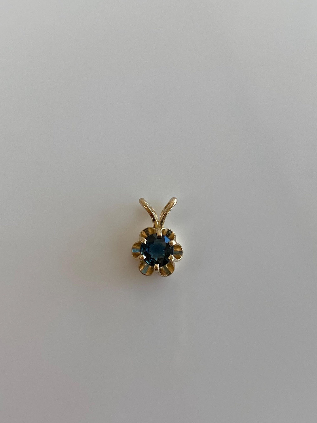 Vintage Solid 14k Yellow Gold Blue Sapphire Charm