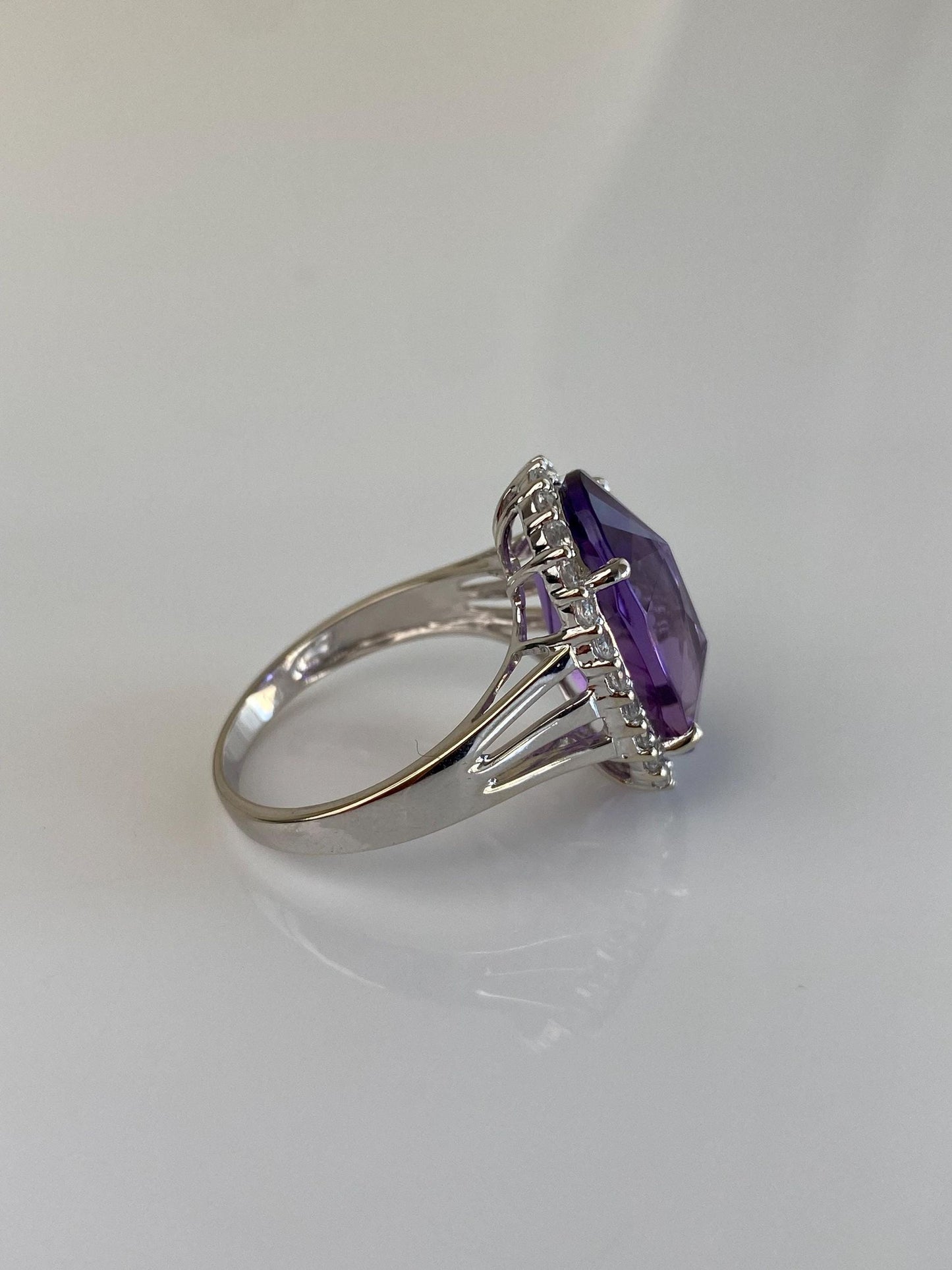 Vintage Solid 14k White Gold Clear Spinel Halo Amethyst Ring - Size 9