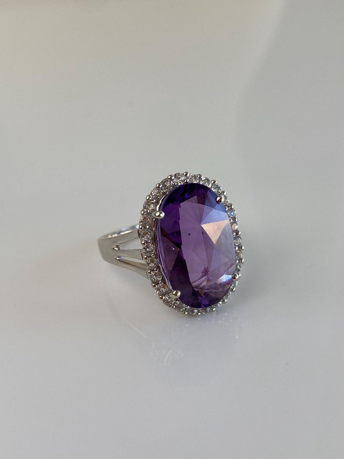 Vintage Solid 14k White Gold Clear Spinel Halo Amethyst Ring - Size 9