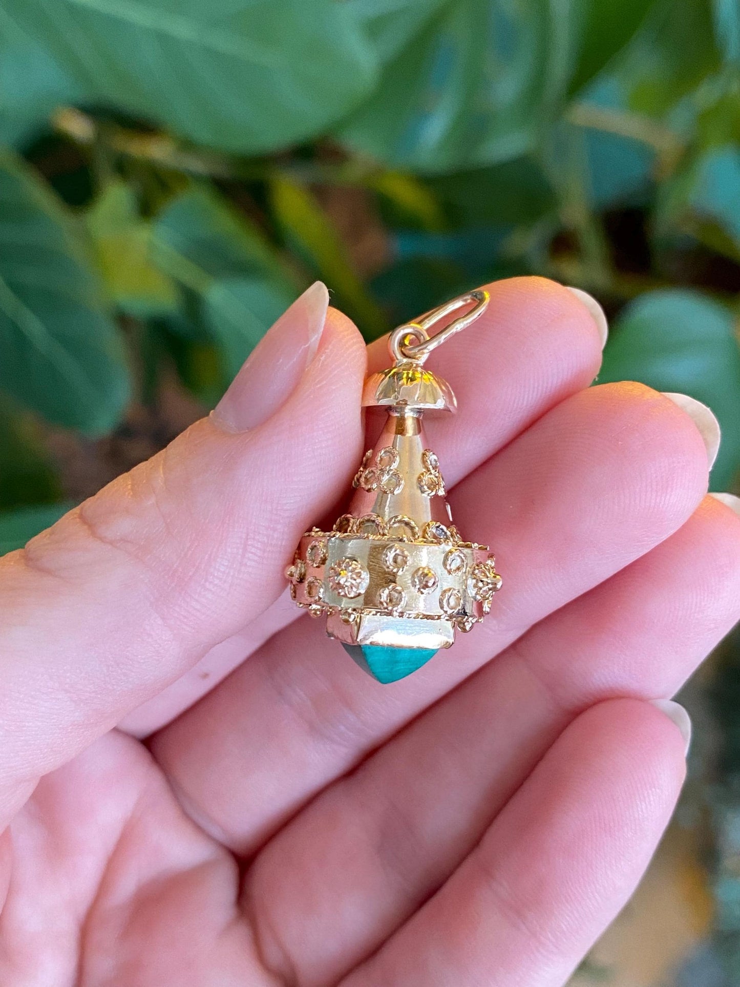 Vintage 18k Yellow Gold Malachite Fob Charm