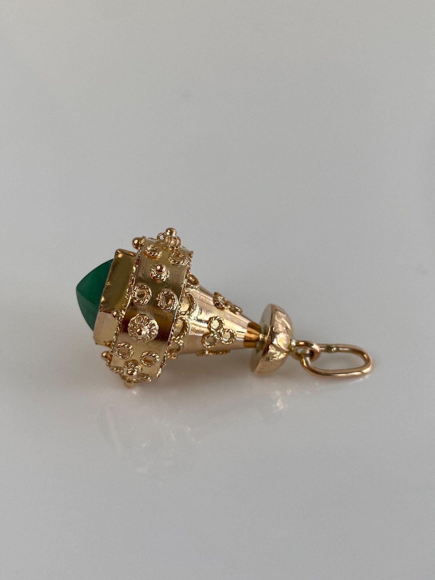 Vintage 18k Yellow Gold Malachite Fob Charm