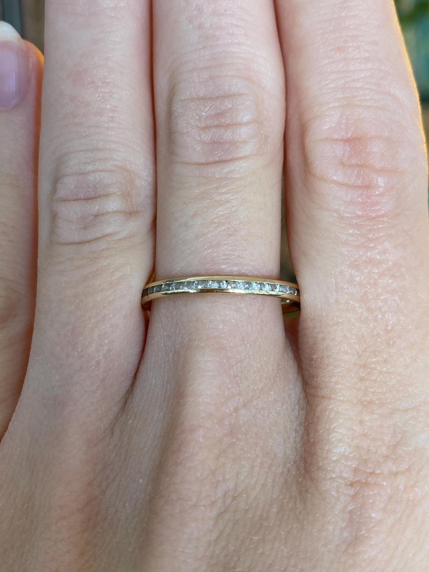 Vintage Solid 14k Yellow Gold Clear Cubic Zirconia Slim Ring Band - Size 9