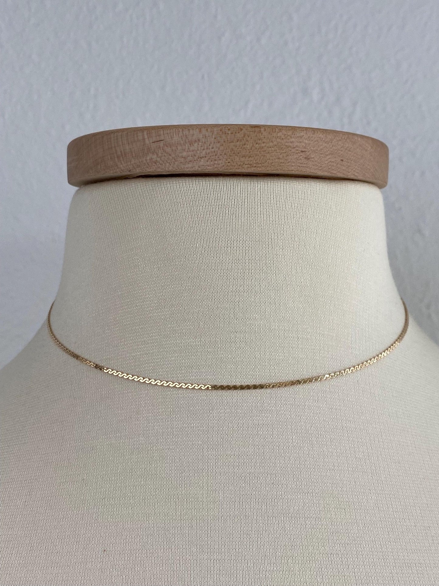 Vintage Solid 14k Yellow Gold Serpentine Chain Necklace - 15.25 inches