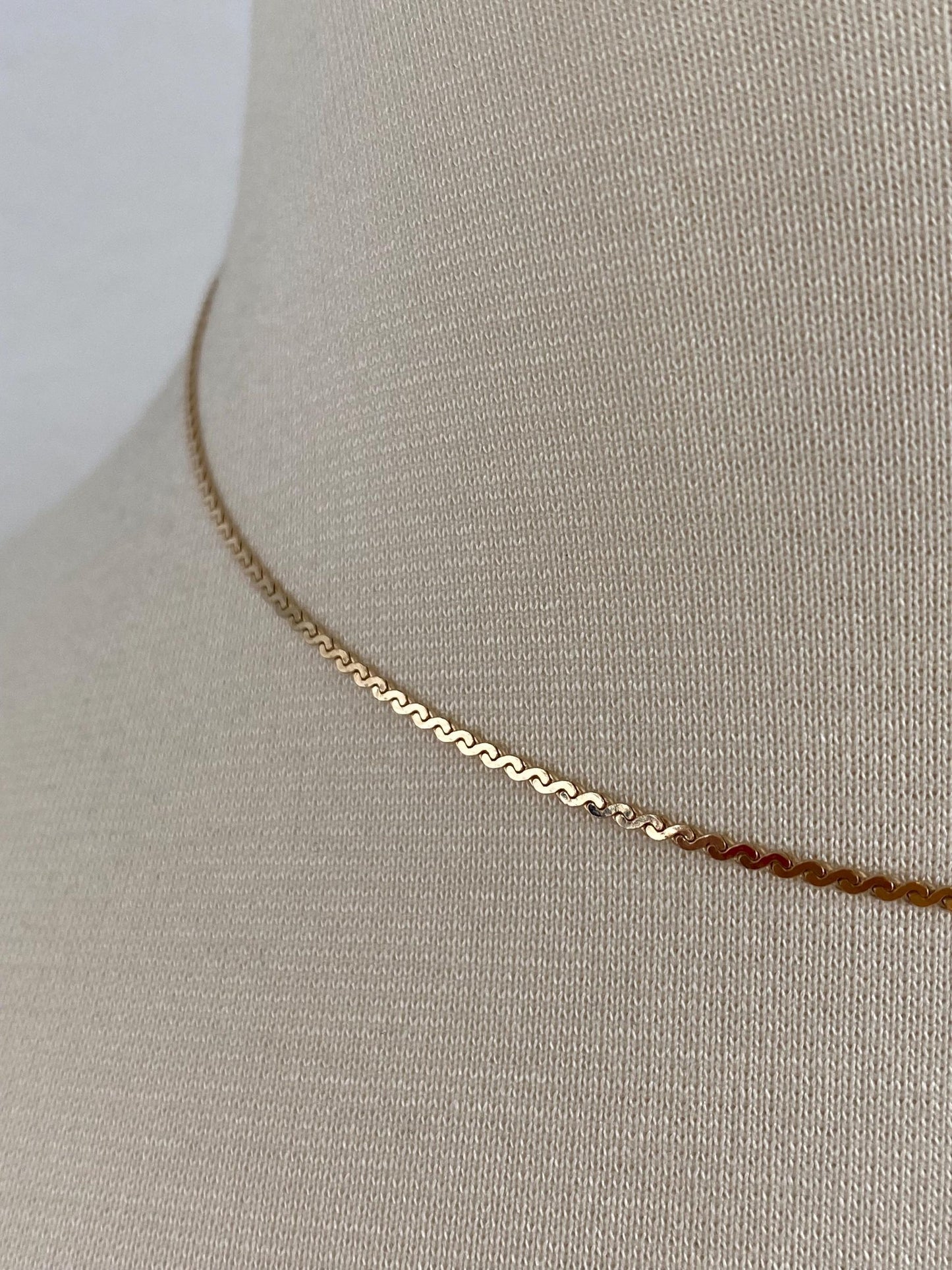 Vintage Solid 14k Yellow Gold Serpentine Chain Necklace - 15.25 inches