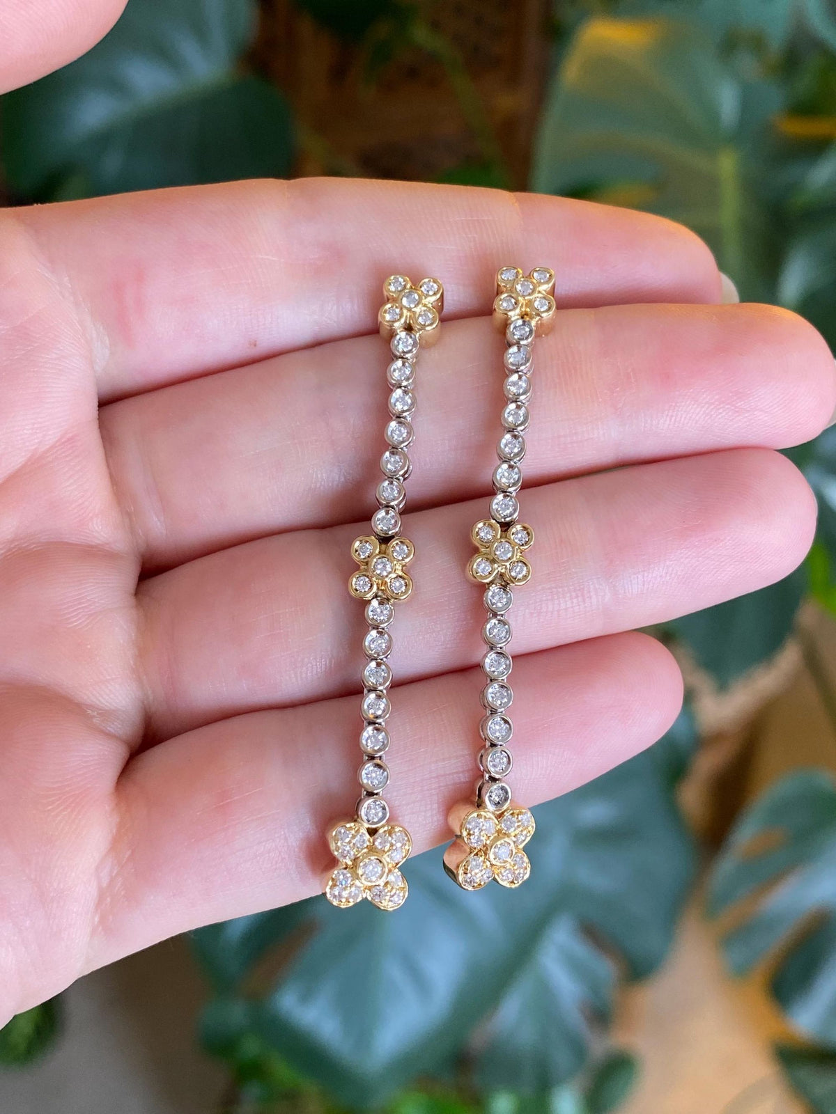Vintage Solid 18k White & Yellow Gold Diamonds Flowers Dangle Earrings