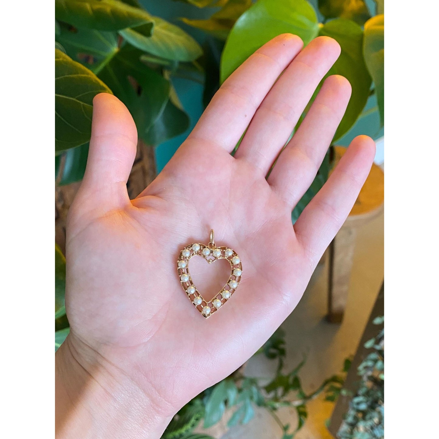 Vintage Solid 14k Yellow Gold Pearl Heart Charm