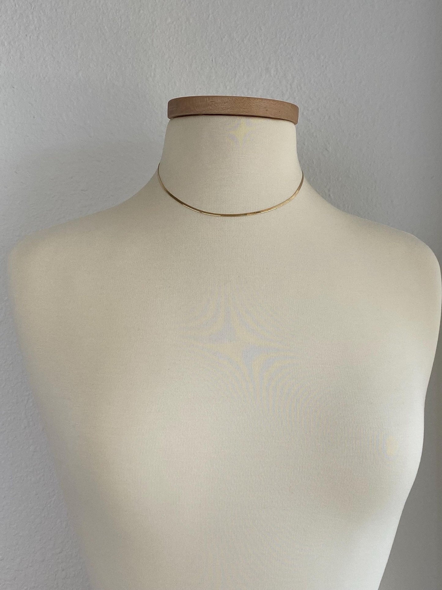 Vintage Solid 14k Yellow Gold Flat Chain Necklace - 15.75 inches