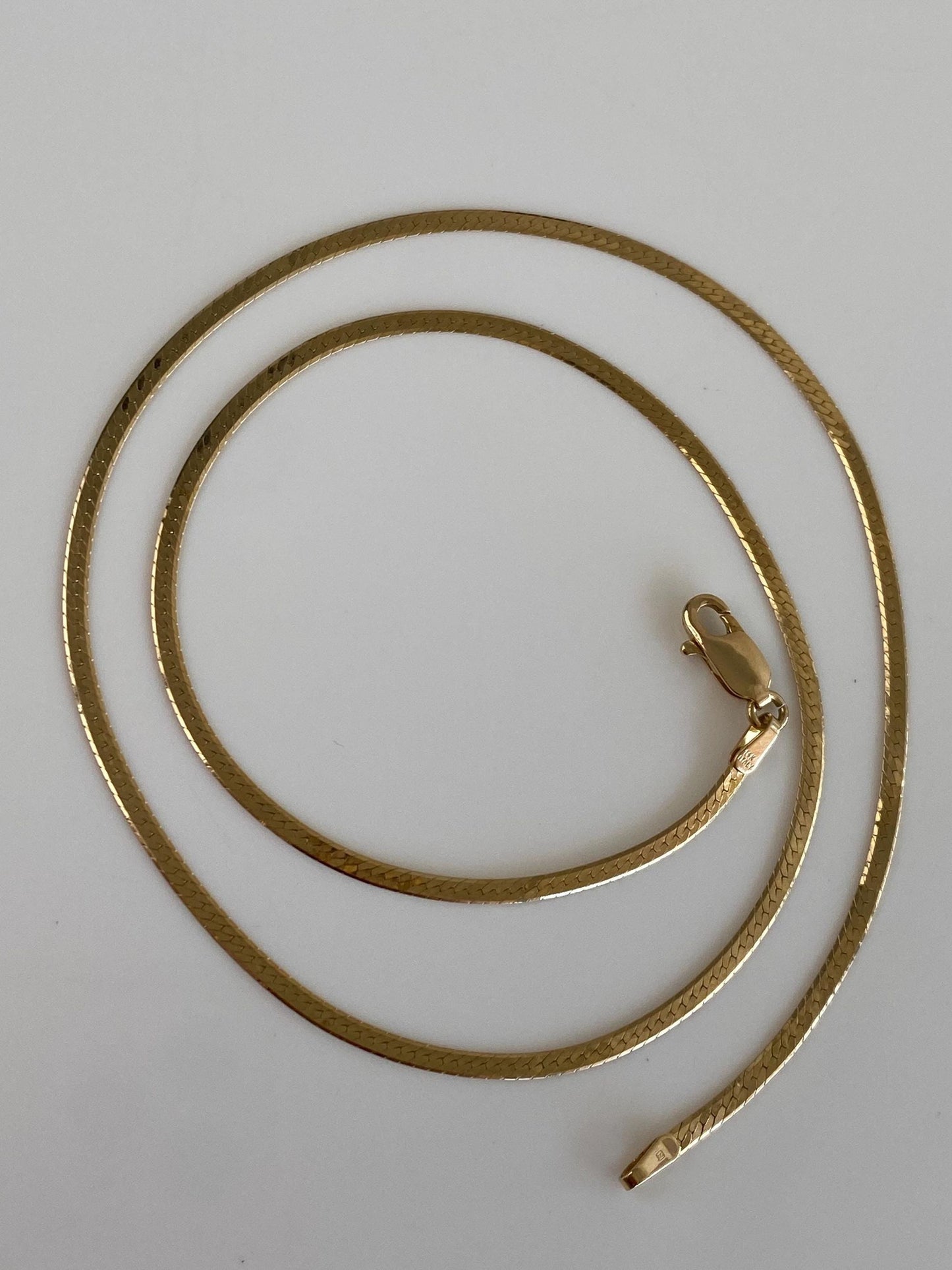 Vintage Solid 14k Yellow Gold Flat Chain Necklace - 15.75 inches