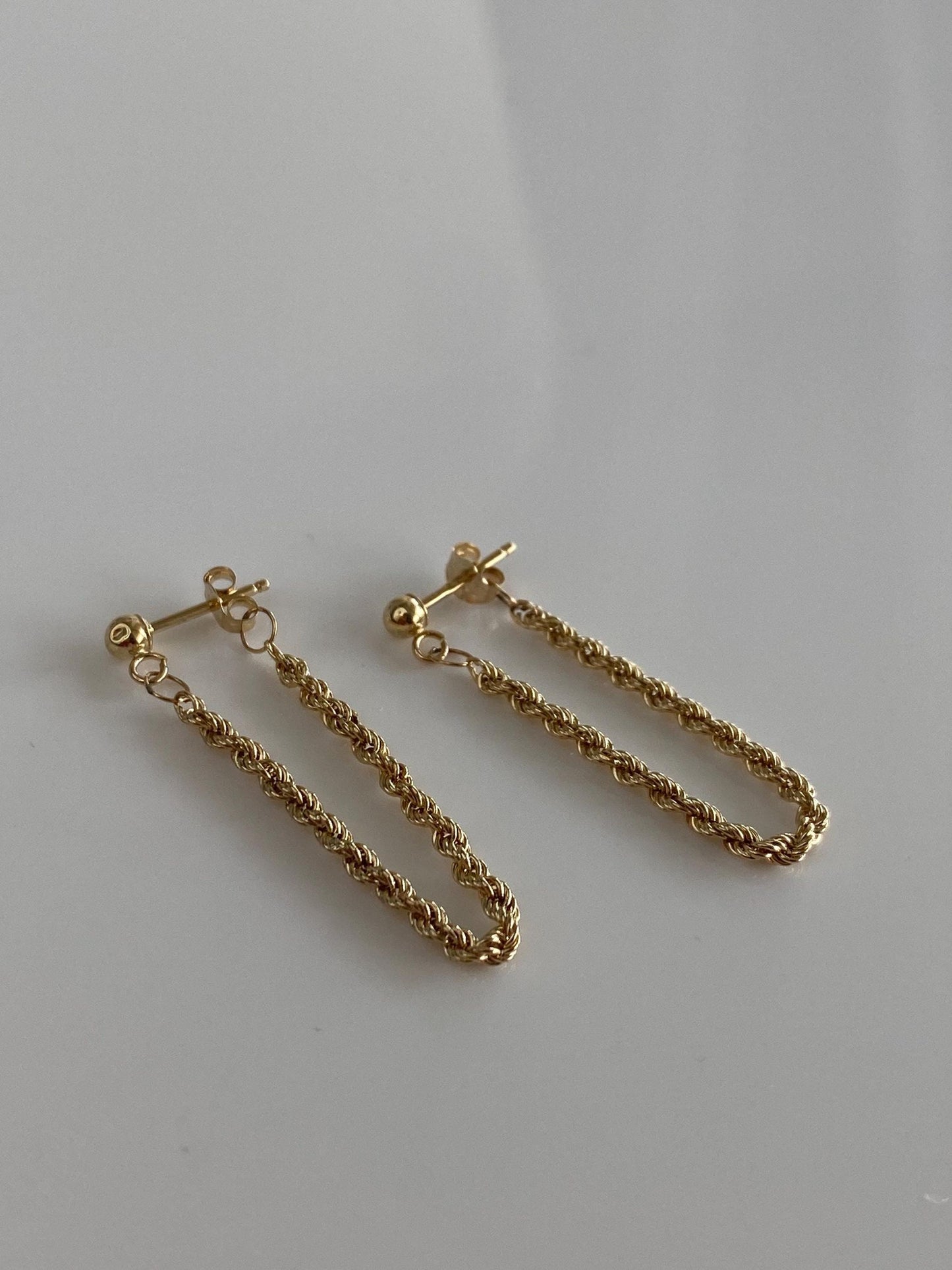 Vintage 14k Yellow Gold Connected Rope Chain Stud Earrings