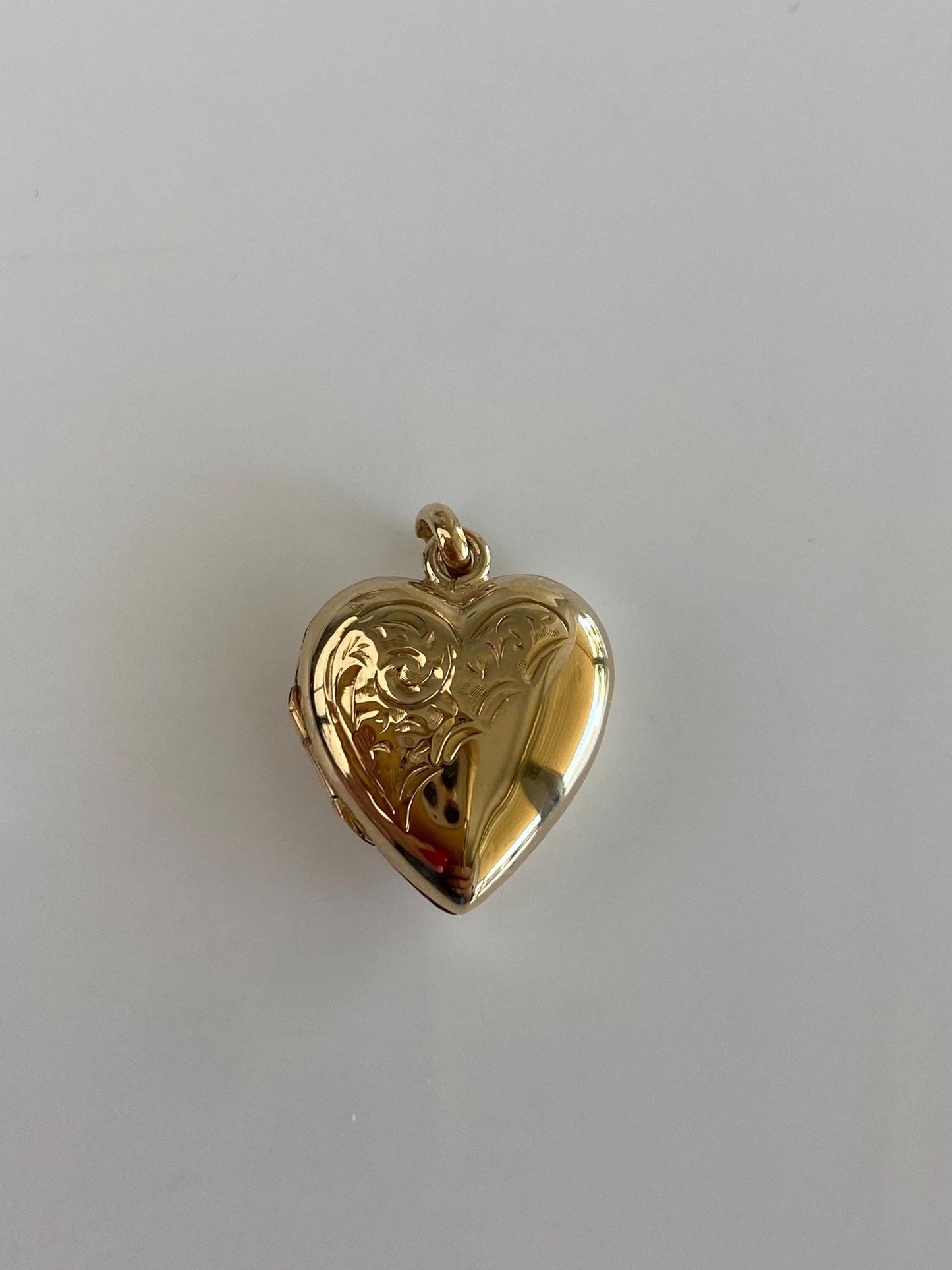 Vintage Solid 9k Yellow Gold Heart Locket Charm