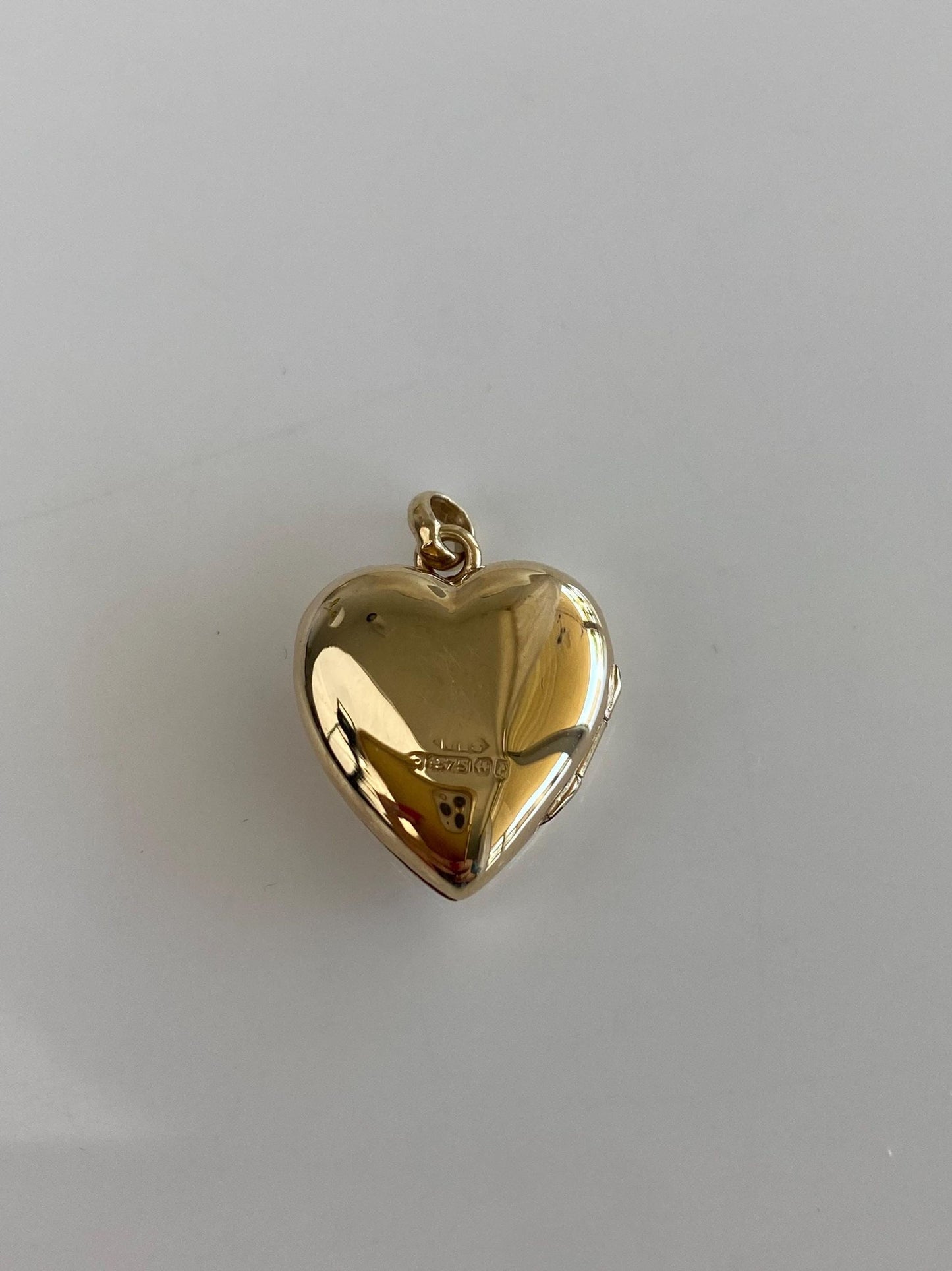 Vintage Solid 9k Yellow Gold Heart Locket Charm