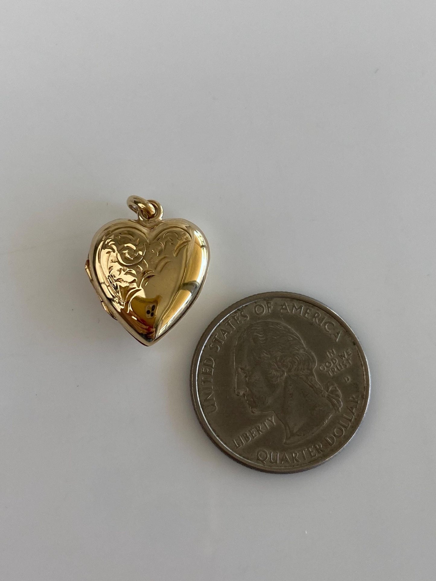 Vintage Solid 9k Yellow Gold Heart Locket Charm