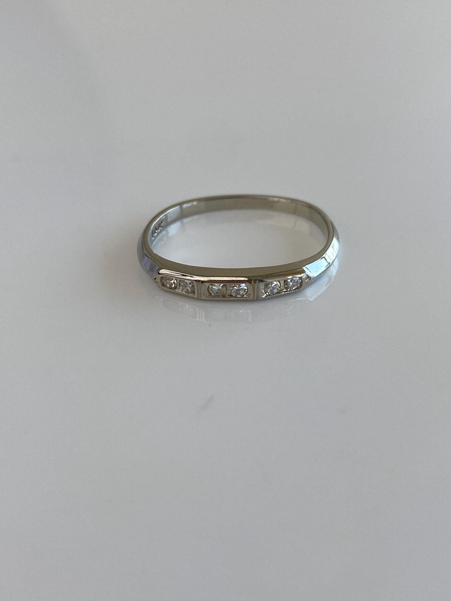 Vintage Solid 14k White Gold Diamond Ring Band - Size 6