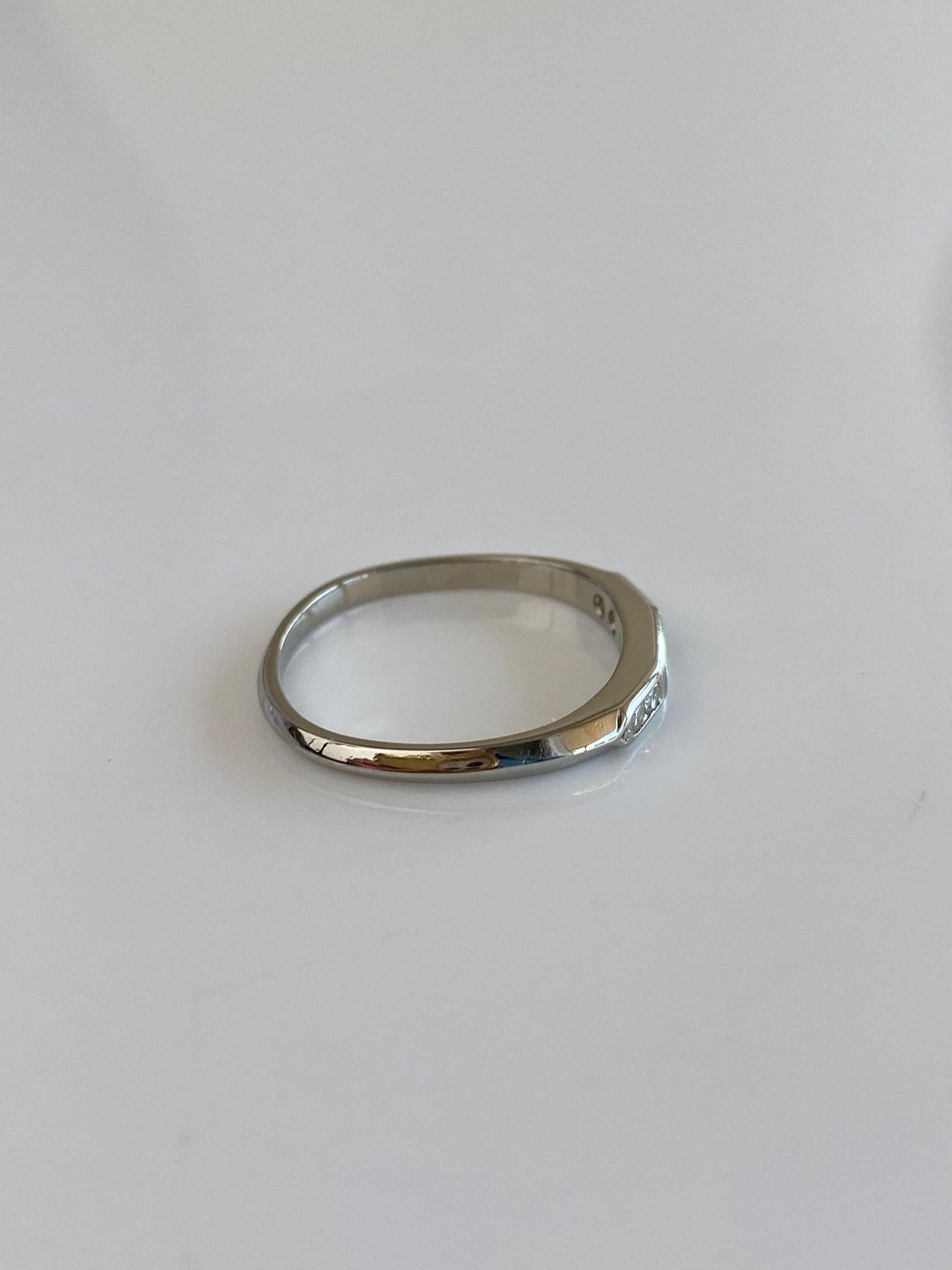 Vintage Solid 14k White Gold Diamond Ring Band - Size 6