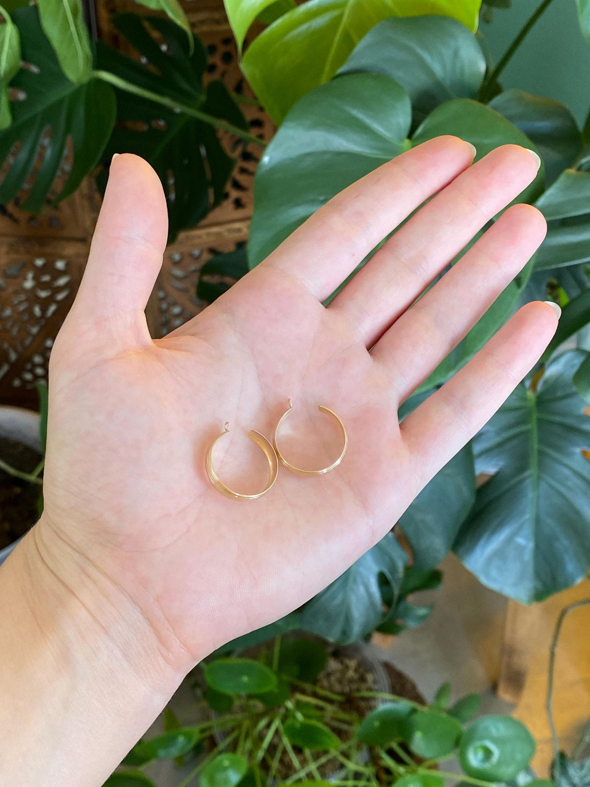 Vintage Solid 14k Yellow Gold Lined Hoop Earring Jackets